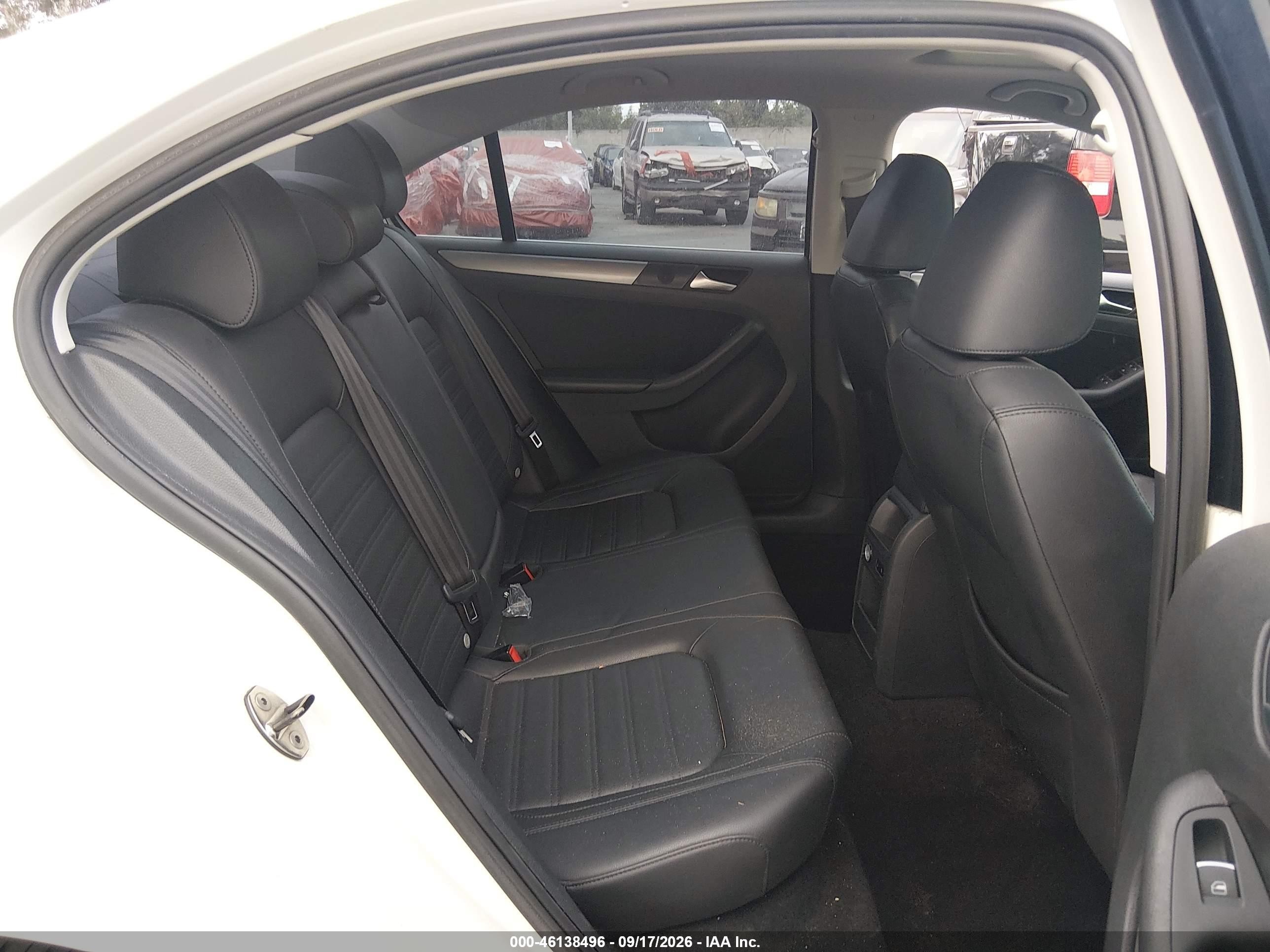 2013 Volkswagen Jetta VIN 3VWLP7AJ2DM402157 IAAI salvage auction — Normal Wear, Clear - Dealer Only (California), sold $1,800 on 2026-09-28 (photo 8)
