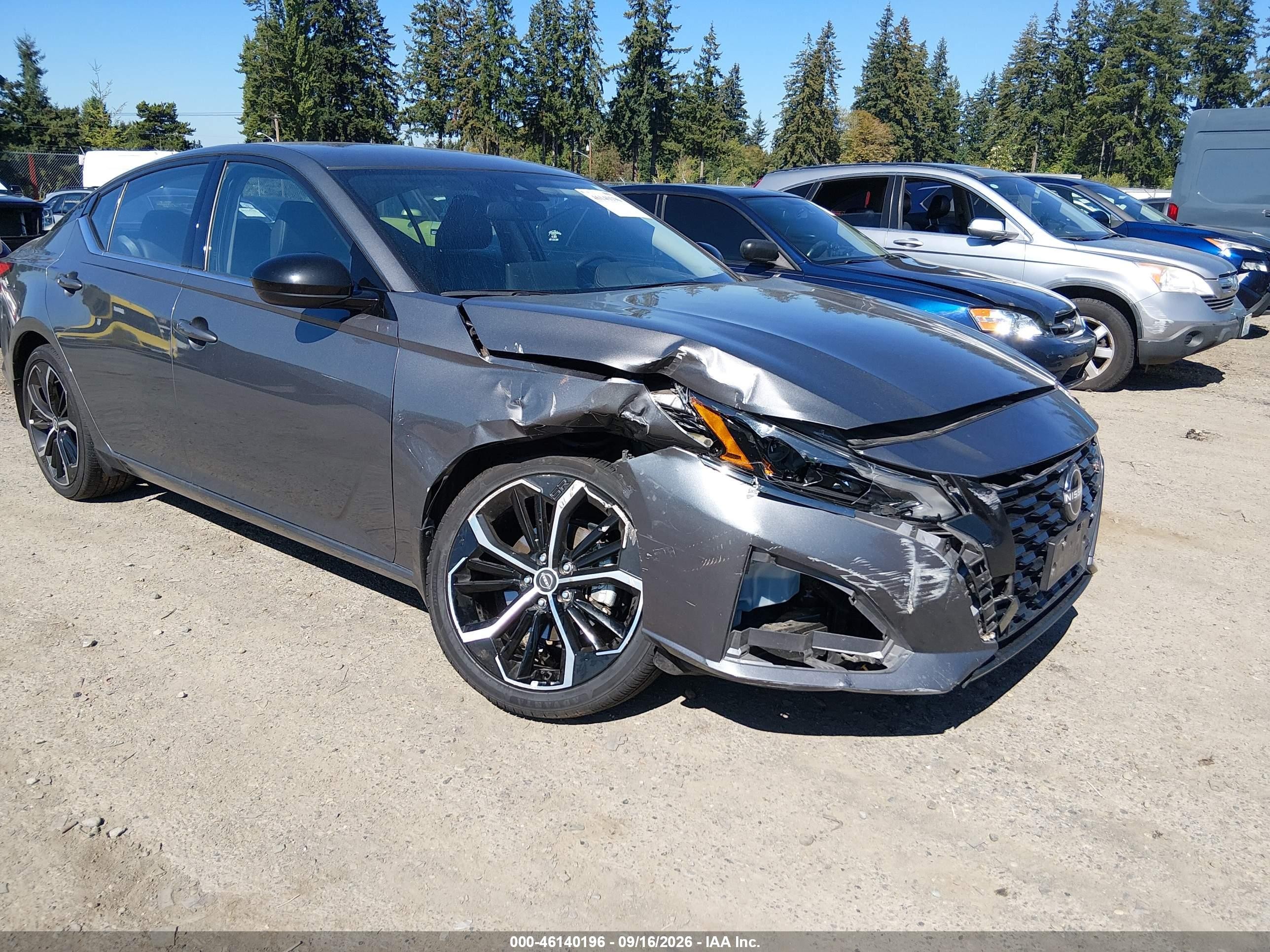 2025 Nissan Altima VIN 1N4BL4CV5SN355417 — IAAI salvage auction photo
