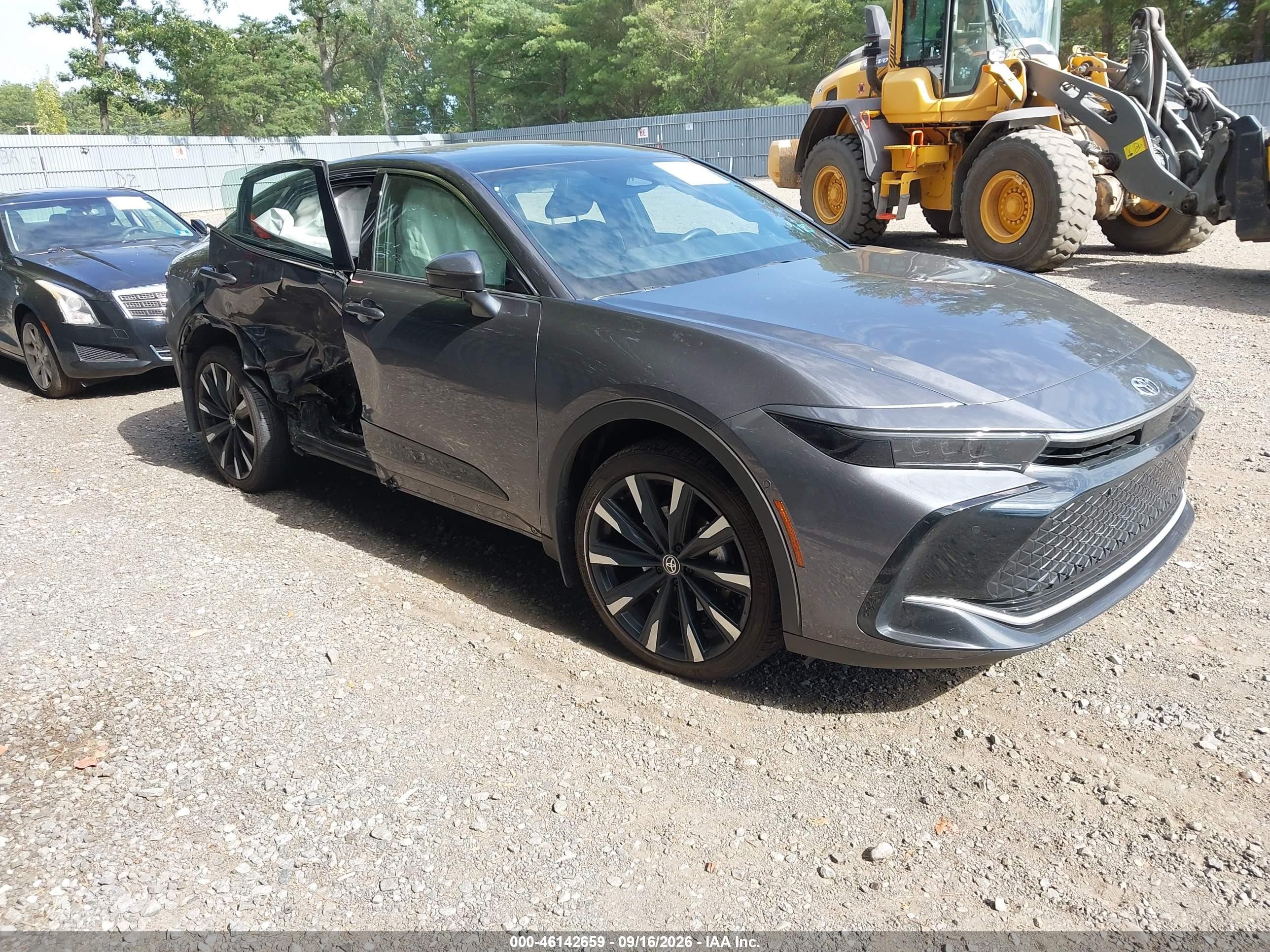 2024 Toyota Crown VIN JTDAFAAF9R3006399 — IAAI salvage auction photo