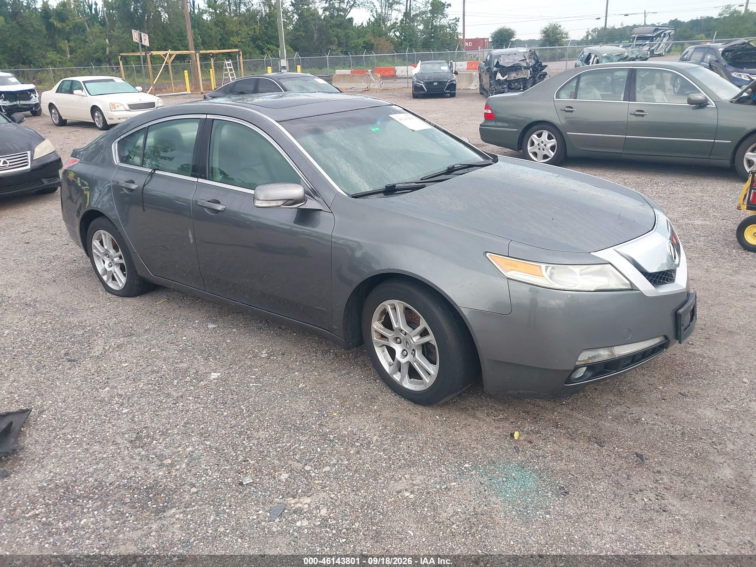 2009 Acura TL VIN 19UUA862X9A024434 IAAI salvage auction — Rear End, Clear (Florida), sold $400 on 2026-09-24 (photo 1)