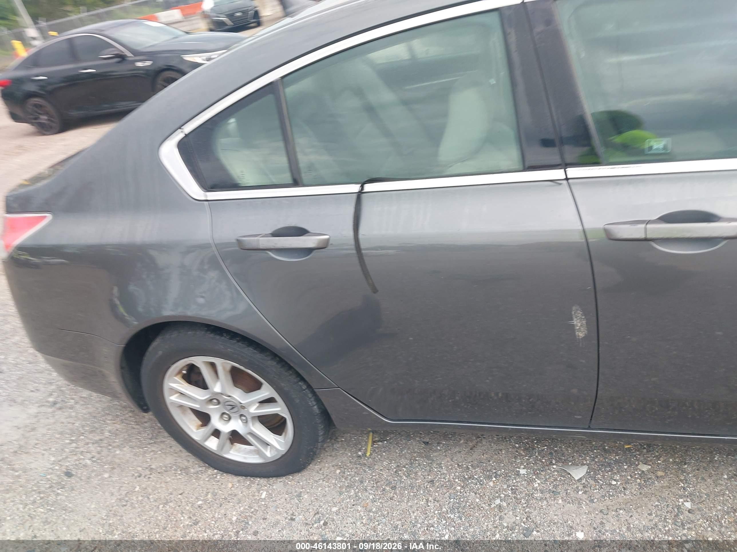 2009 Acura TL VIN 19UUA862X9A024434 IAAI salvage auction — Rear End, Clear (Florida), sold $400 on 2026-09-24 (photo 6)