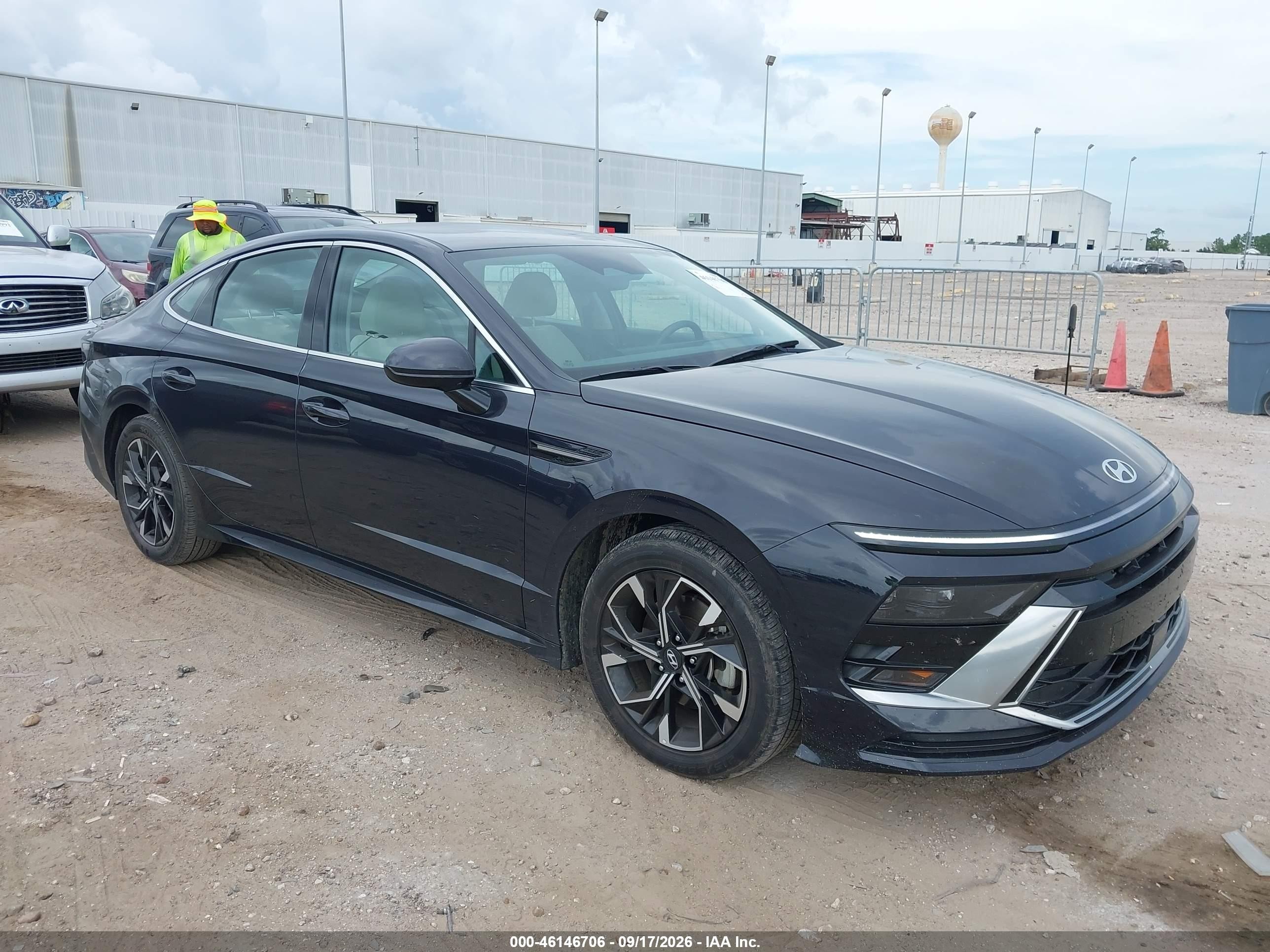 2025 Hyundai Sonata VIN KMHL64JA0SA502090 — IAAI salvage auction photo