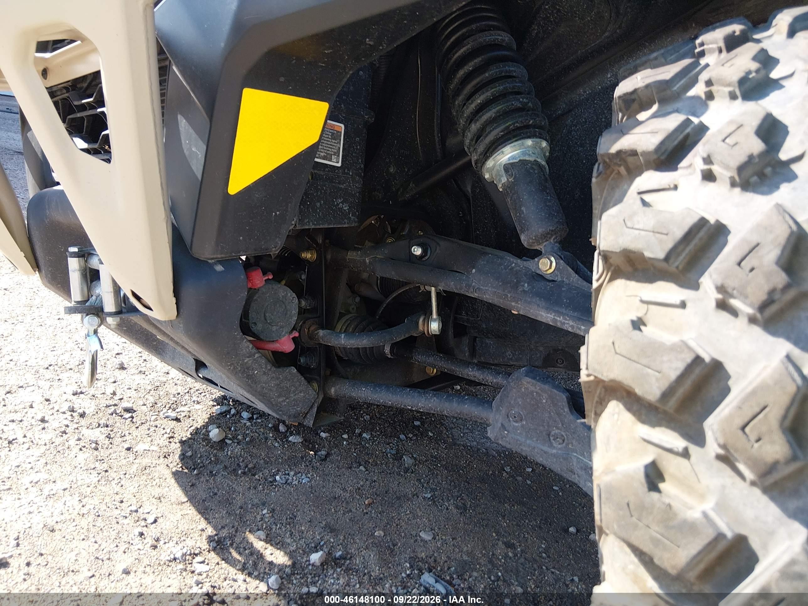 2025 Can-am/ brp Traxter VIN 3JBUUAX44SK000294 IAAI salvage auction — Unknown, Salvage (Texas), sold $12,800 on 2026-09-30 (photo 9)