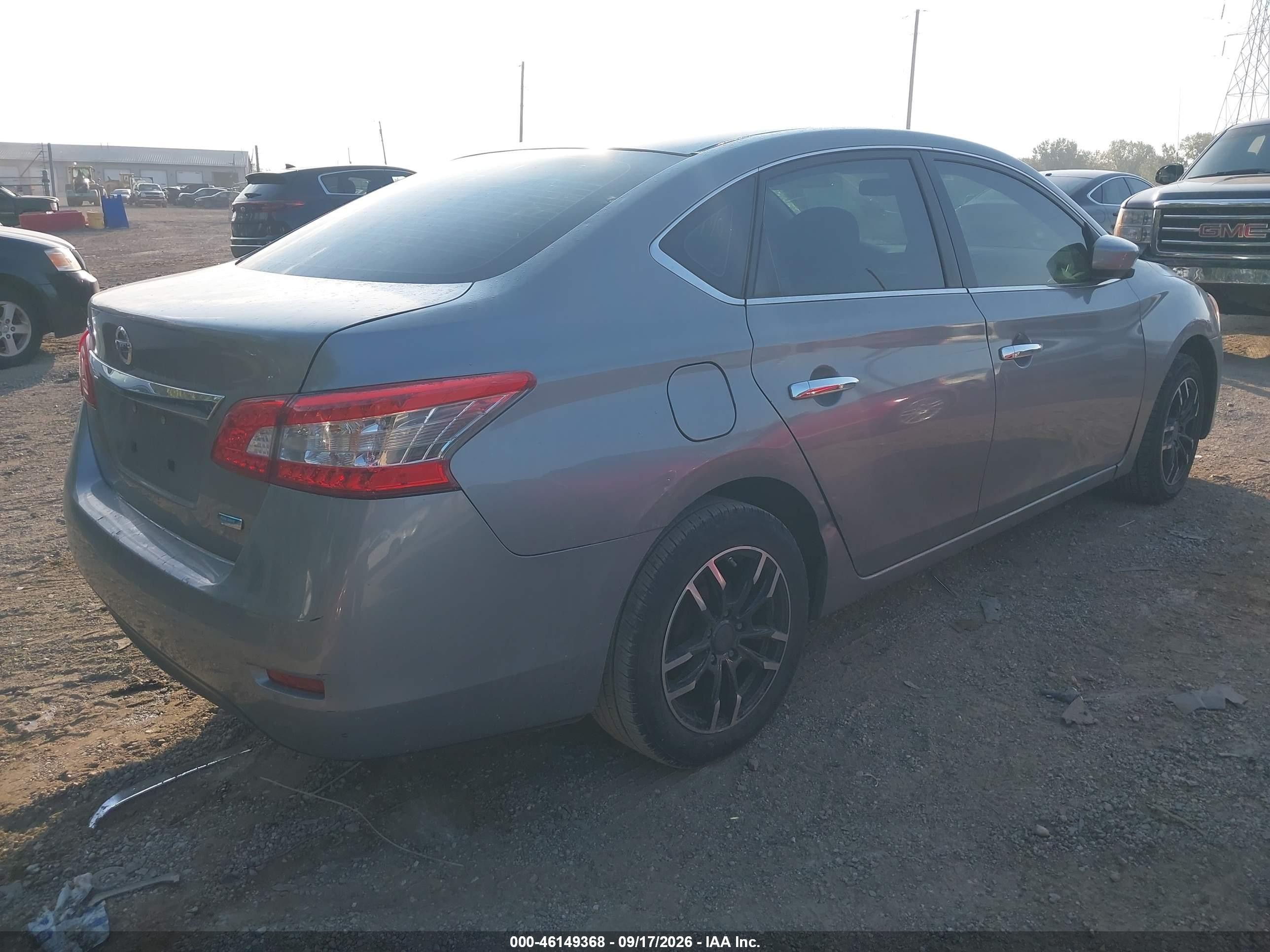 2013 Nissan Sentra VIN 3N1AB7AP1DL561676 IAAI salvage auction — Normal Wear, Clear (Indiana), sold $600 on 2026-10-12 (photo 4)