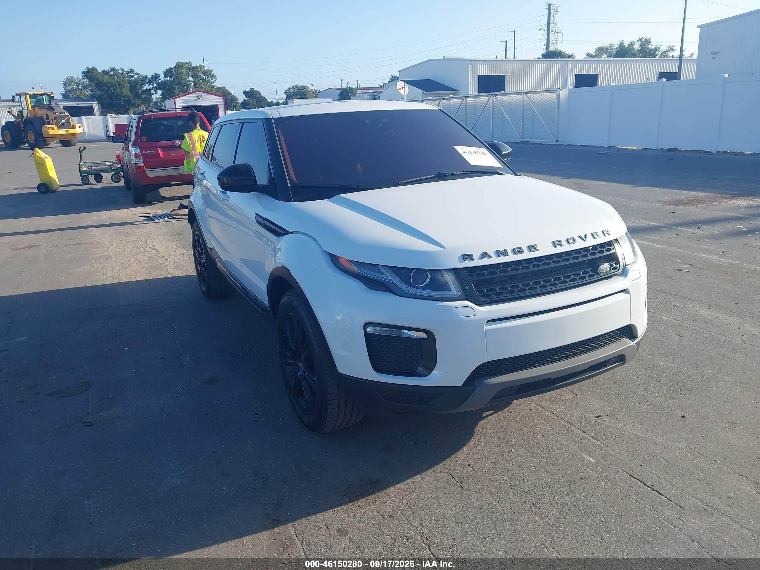 2018 Land Rover Range Rover Evoque VIN SALVP2RX1JH323160 — IAAI salvage auction photo