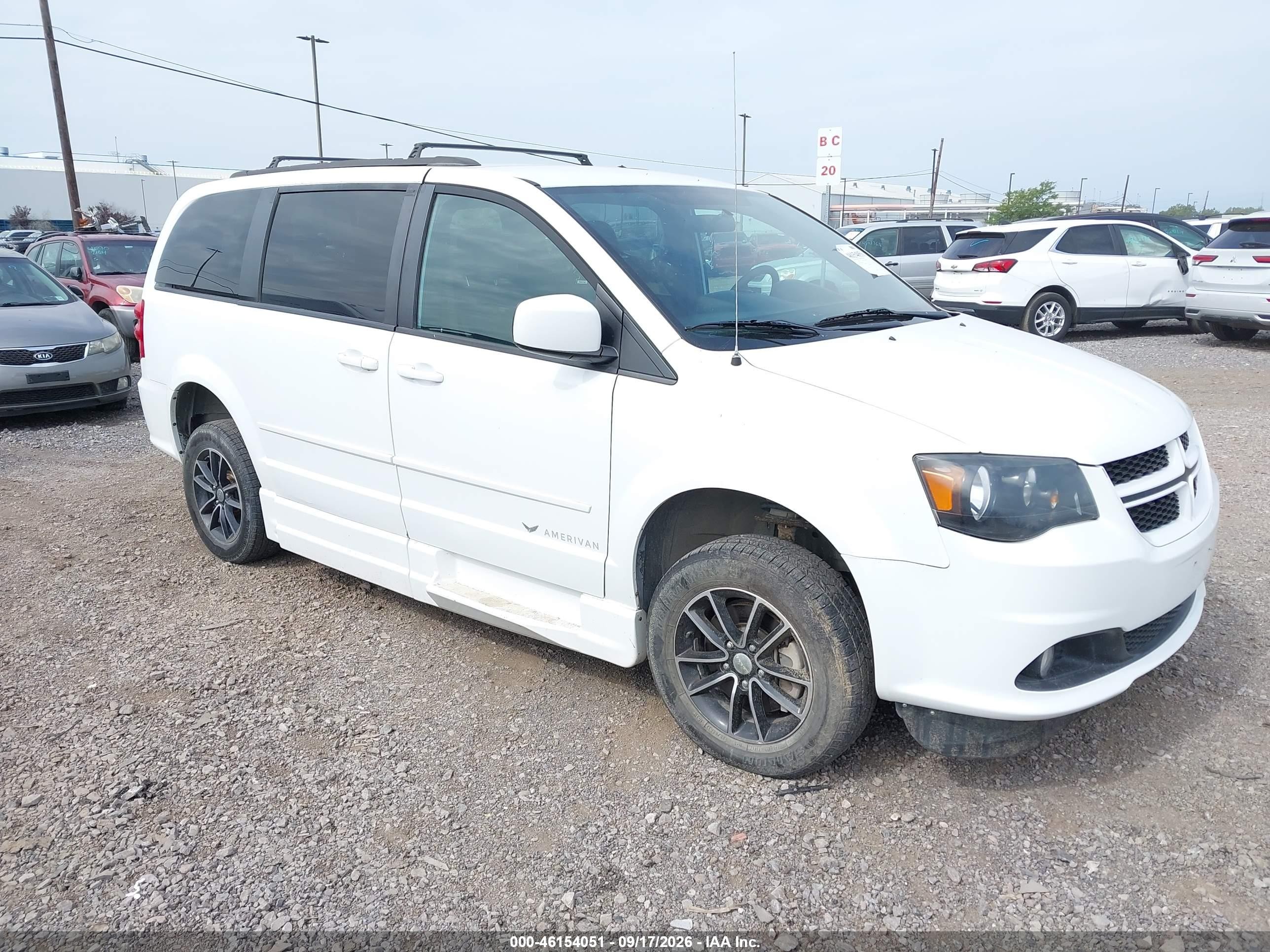 2016 Dodge Grand Caravan VIN 2C7WDGEG5GR360431 — IAAI salvage auction photo