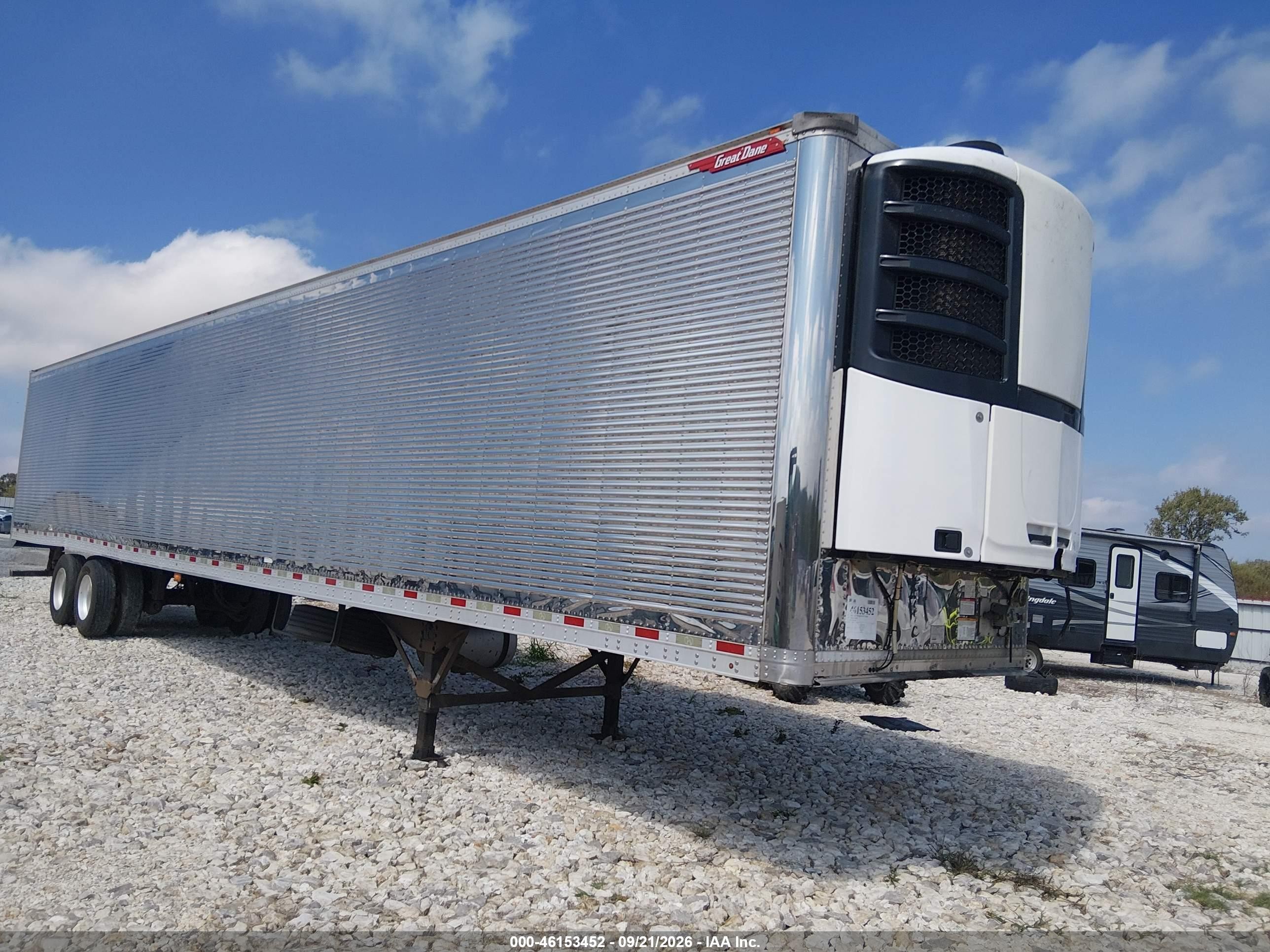 2016 Great Dane Trailers Unknown VIN 1GRAA0621GW704053 IAAI salvage auction — Side, Clear (Arkansas), sold $9,975 on 2026-10-14 (photo 1)