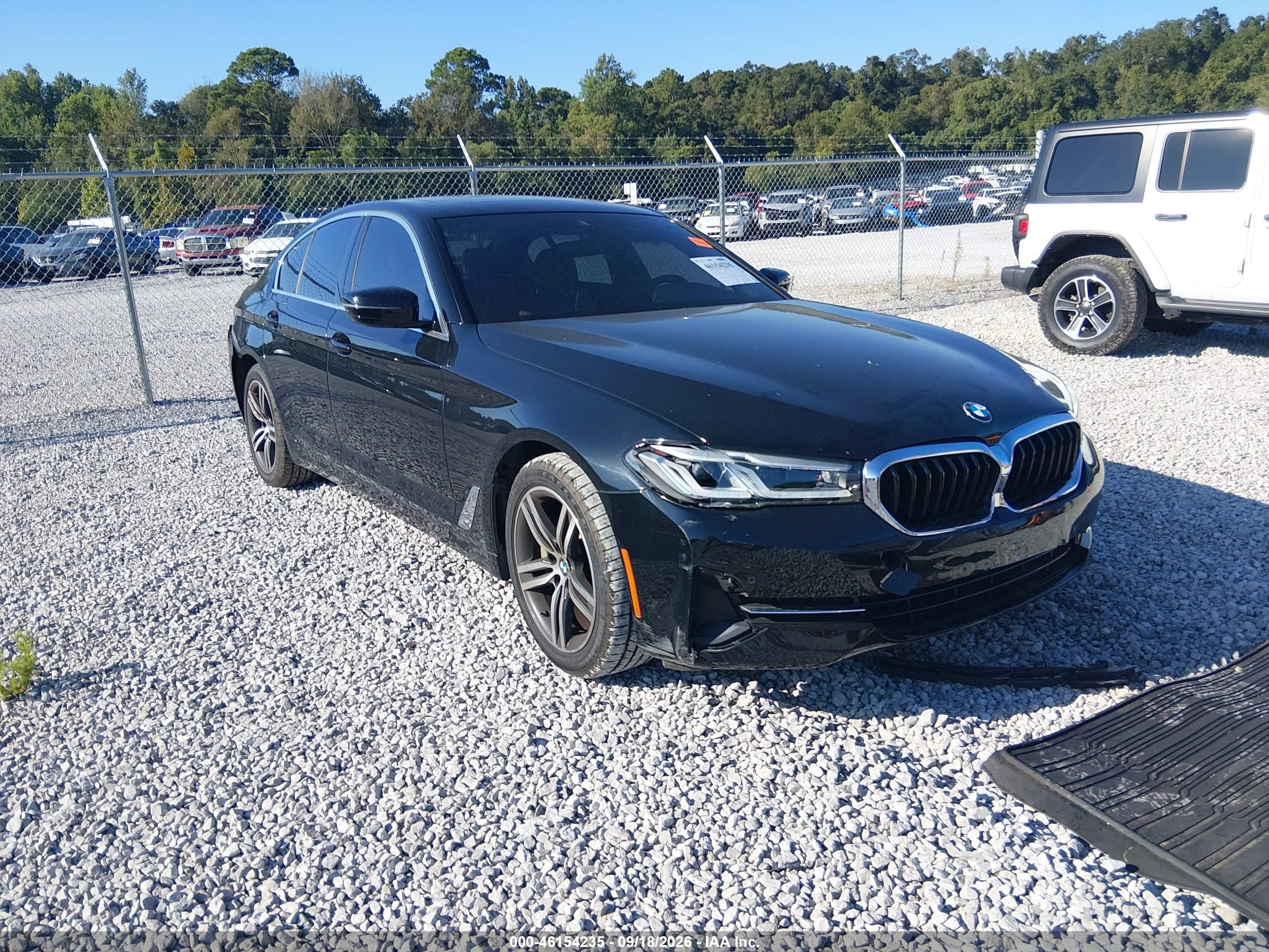2022 BMW 5 Series VIN WBA13BJ03NCK35310 — IAAI salvage auction photo