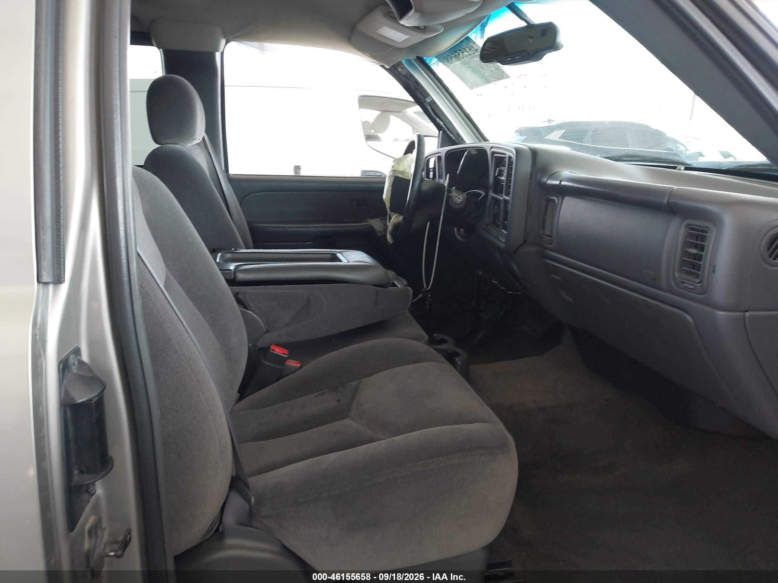 2003 Gmc Sierra 1500 VIN 2GTEC19T131132287 IAAI salvage auction — Front End, Salvage (California), sold $725 on 2026-10-05 (photo 5)