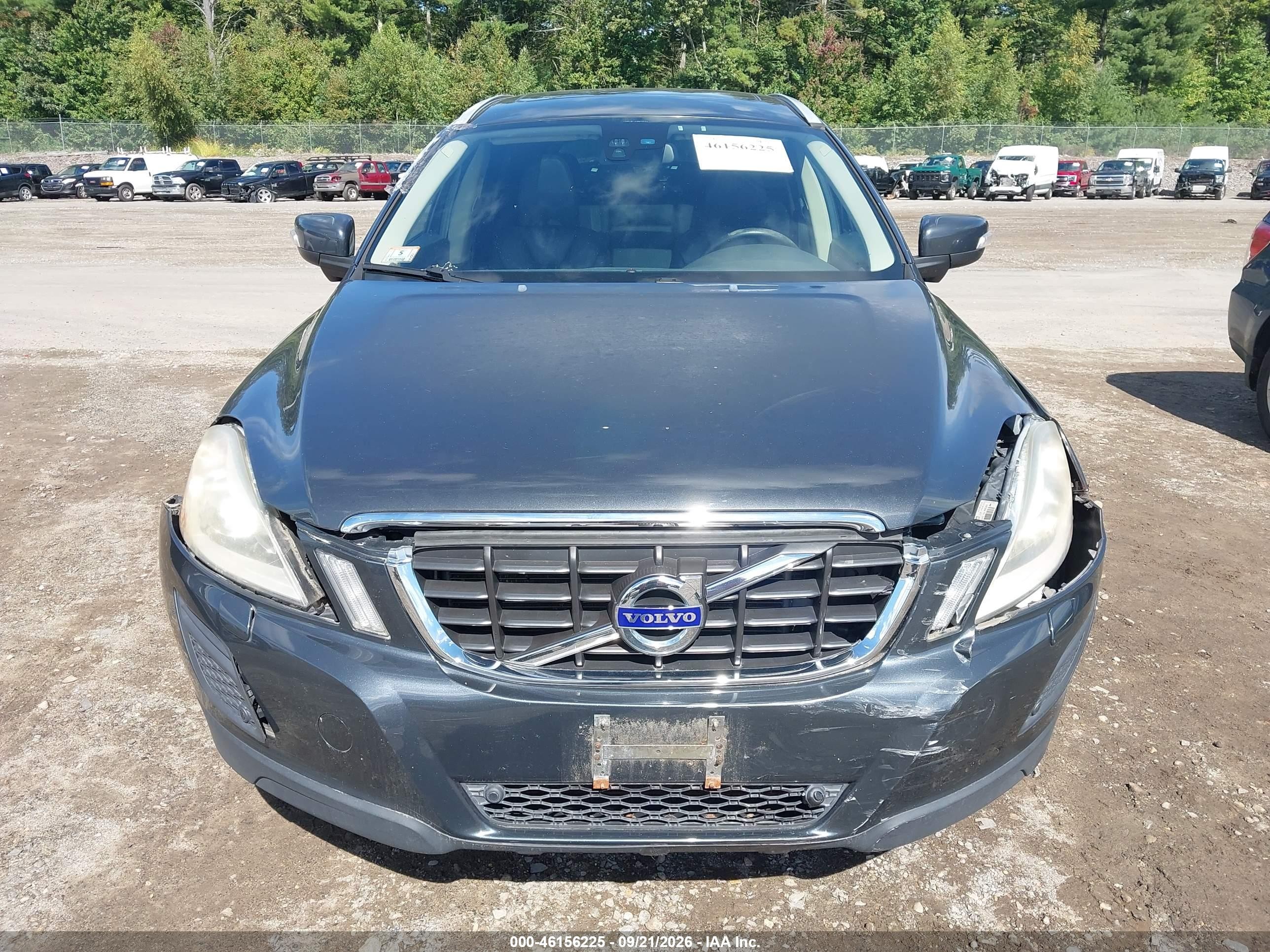 2011 Volvo XC60 VIN YV4902DZ4B2217132 IAAI salvage auction — Front End, Clear (Massachusetts), sold $650 on 2026-09-27 (photo 6)