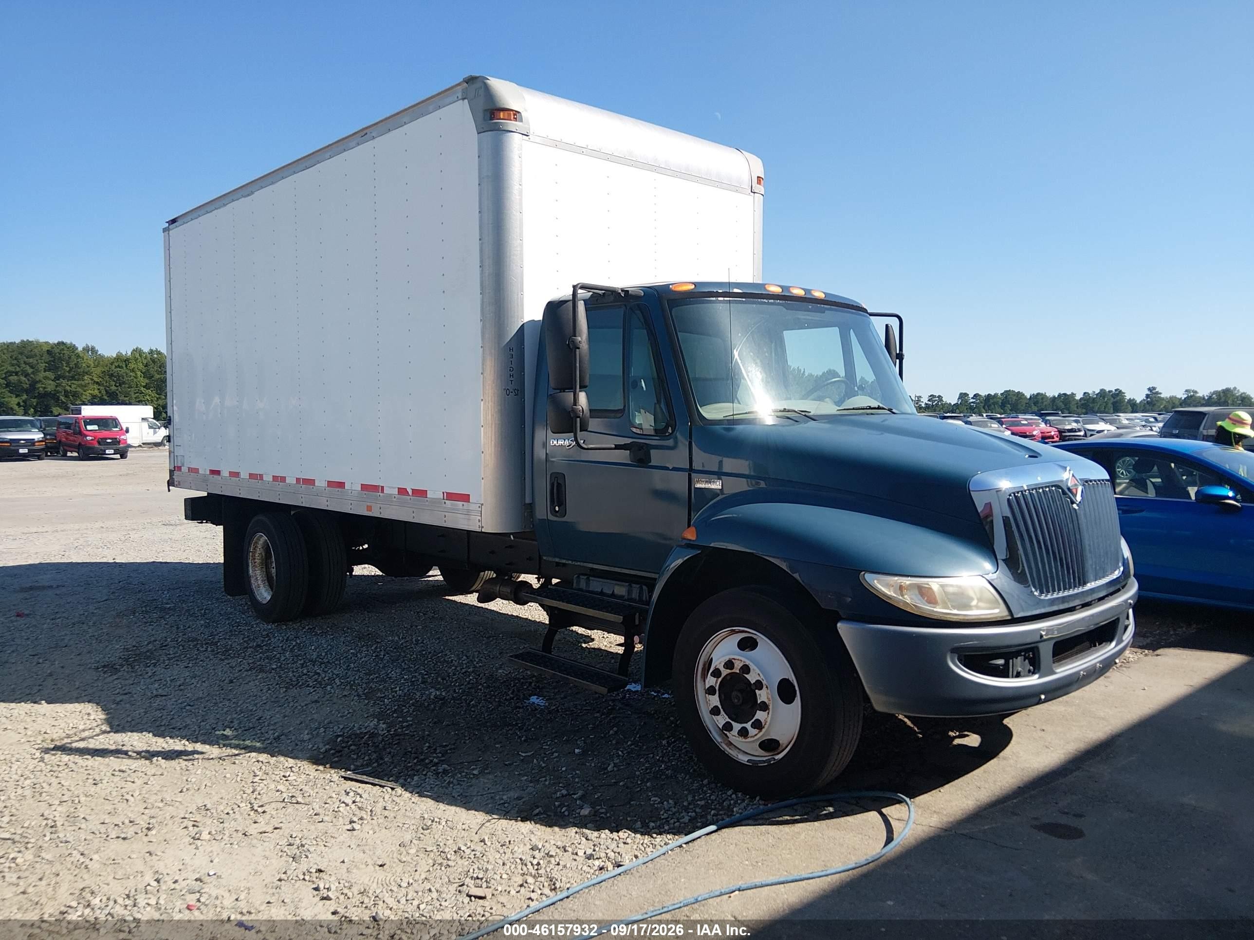 2013 International 4000-Series VIN 1HTJTSKM1DH343143 — IAAI salvage auction photo