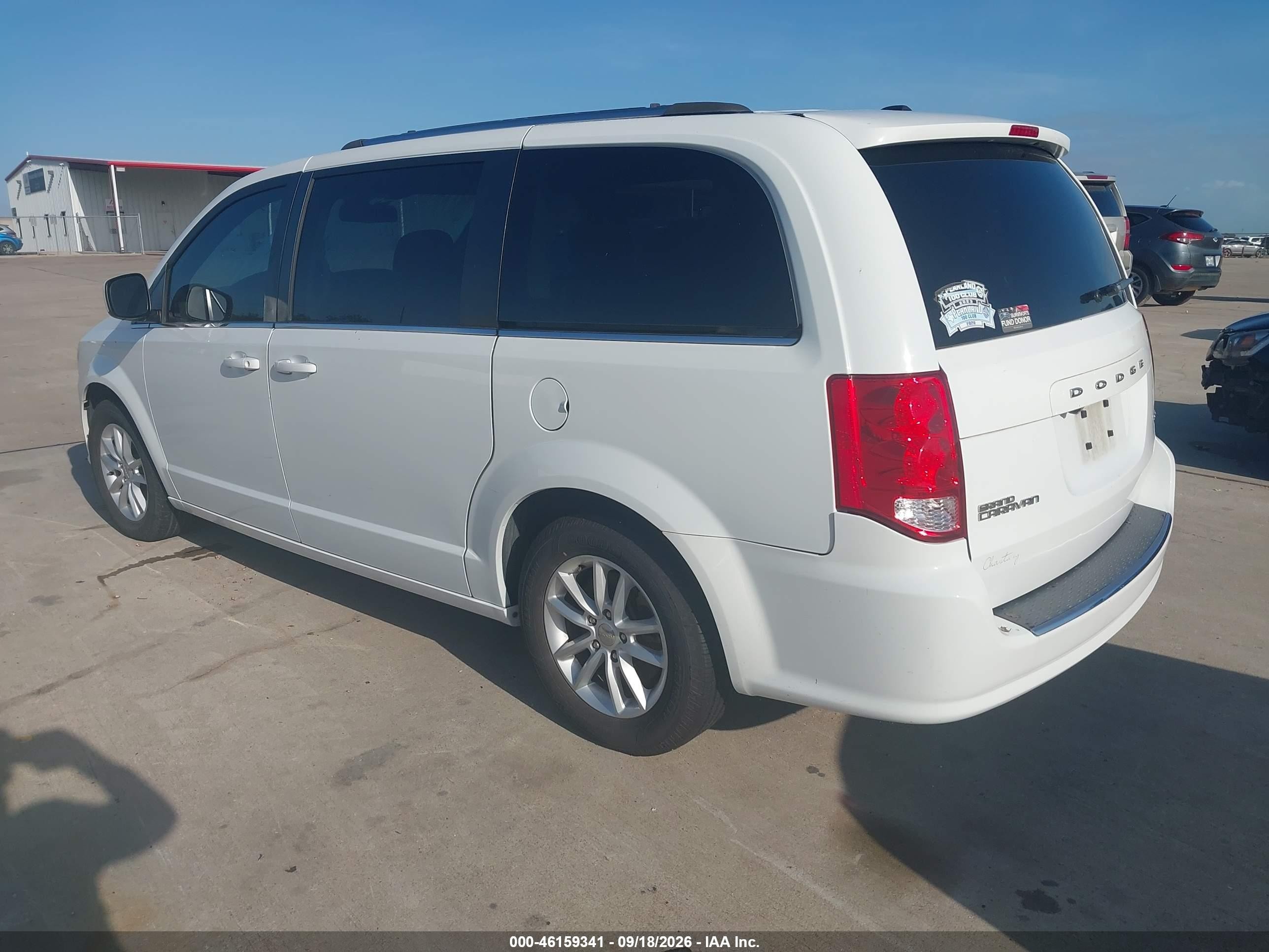 2019 Dodge Grand Caravan VIN 2C4RDGCG3KR741054 IAAI salvage auction — Normal Wear, Original (Texas), sold $2,250 on 2026-09-27 (photo 3)