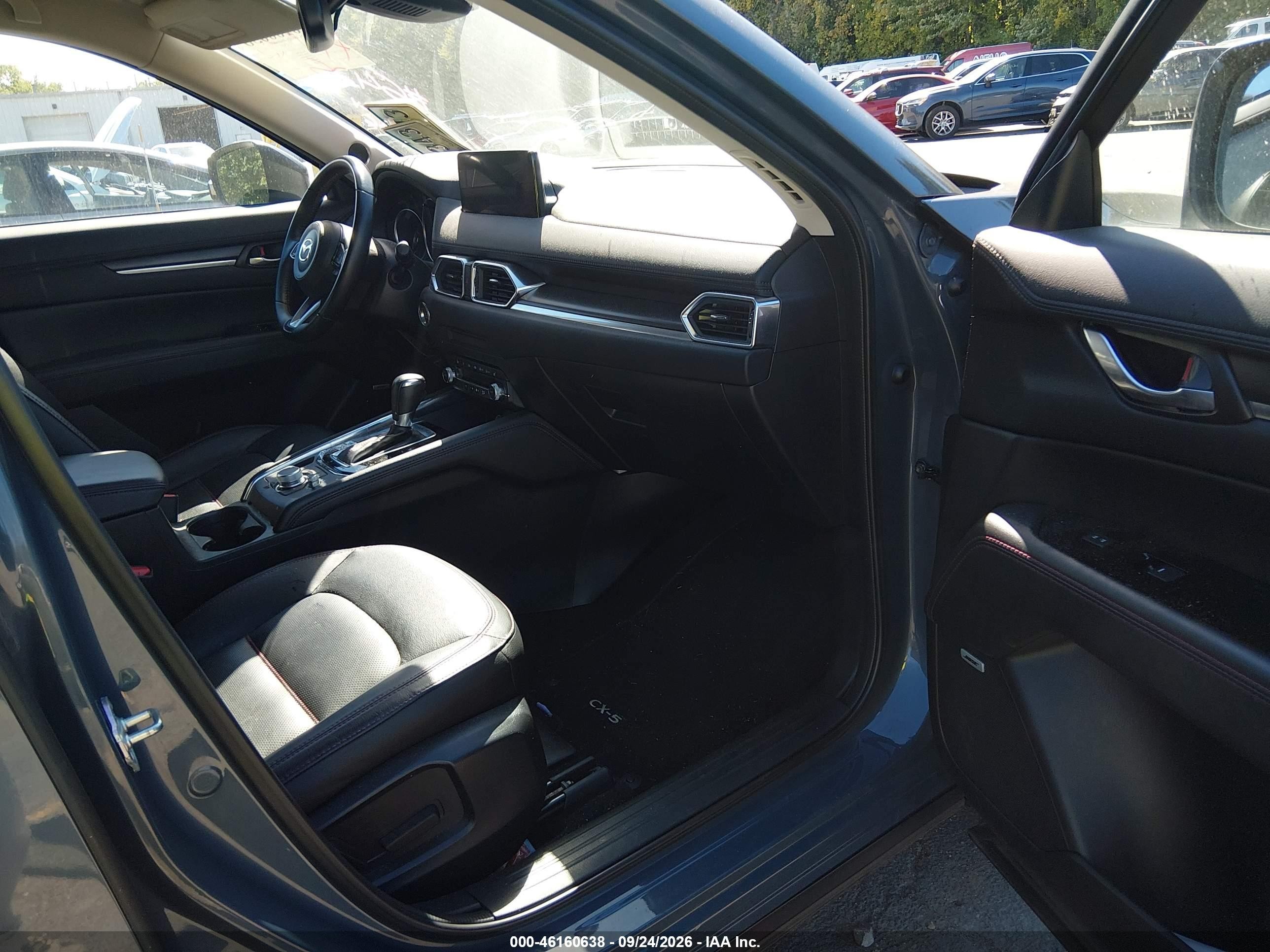 2024 Mazda Cx-5 VIN JM3KFBCL8R0504941 IAAI salvage auction — Theft, Salvage (Connecticut), sold $12,900 on 2026-10-05 (photo 5)