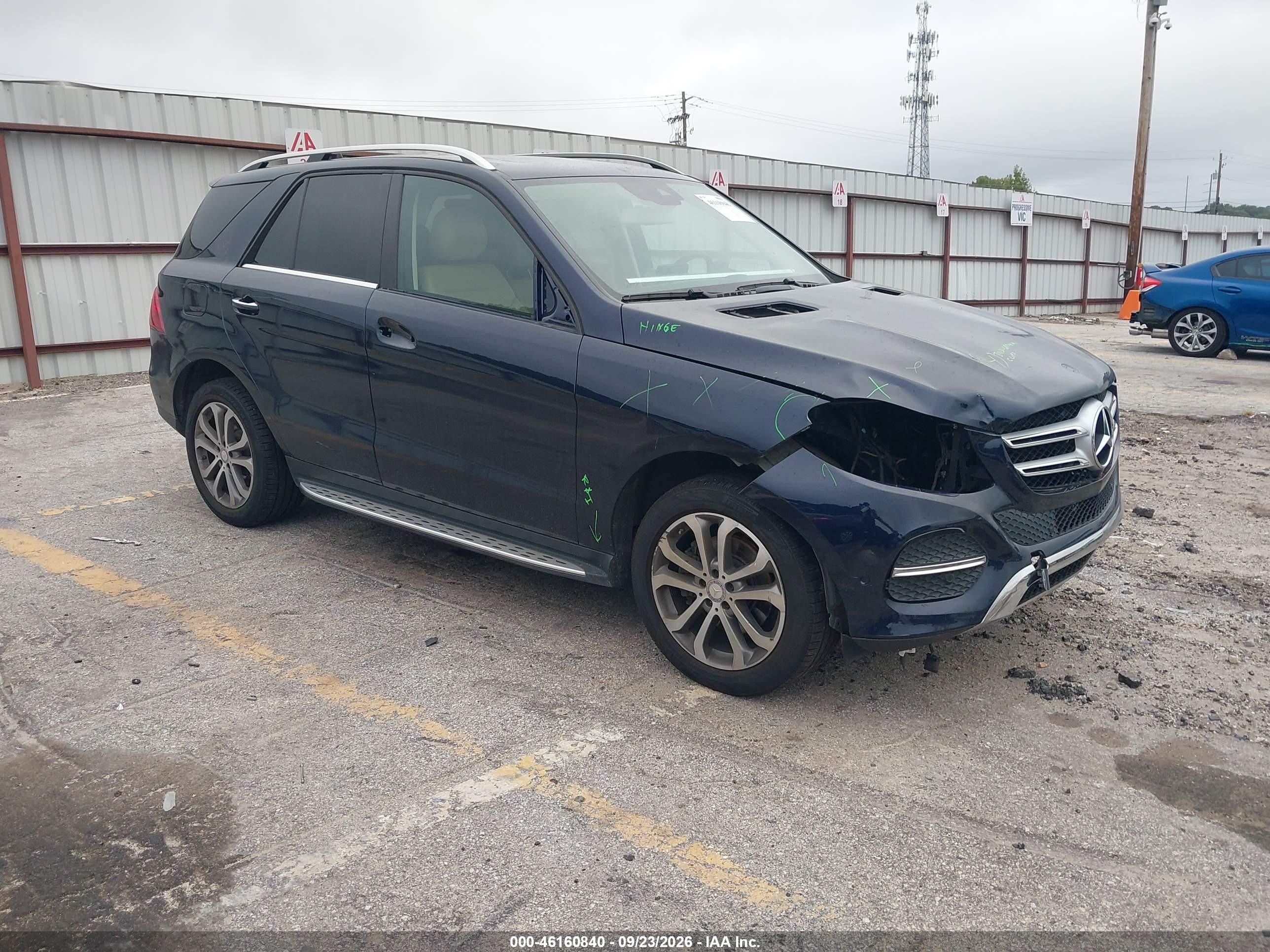 2017 Mercedes-Benz GLE-Class VIN 4JGDA5HB2HA879956 — IAAI salvage auction photo