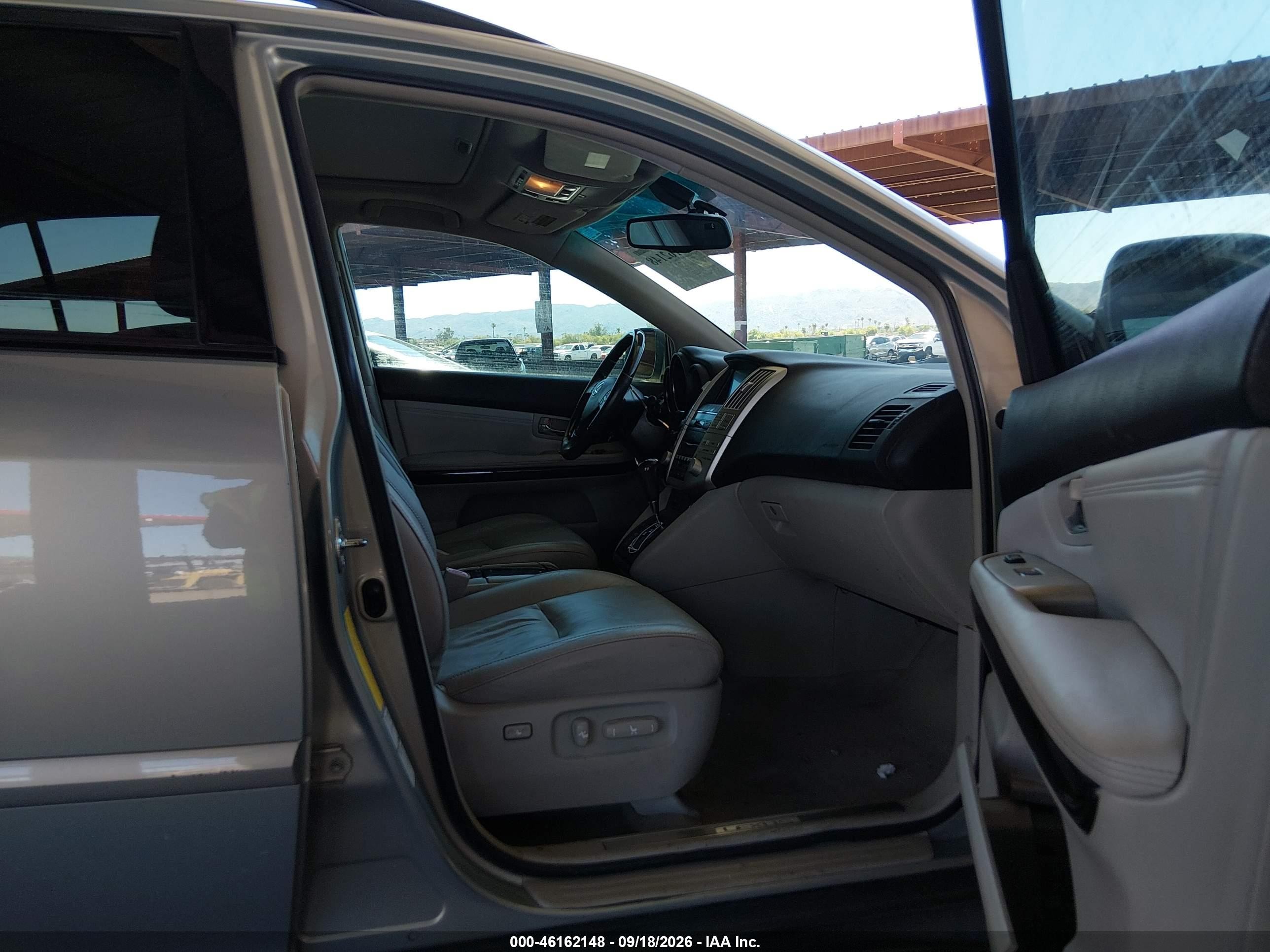 2008 Lexus Rx 350 VIN 2T2HK31U88C091385 IAAI salvage auction — Unknown, Salvage (Arizona), sold $1,525 on 2026-10-24 (photo 5)