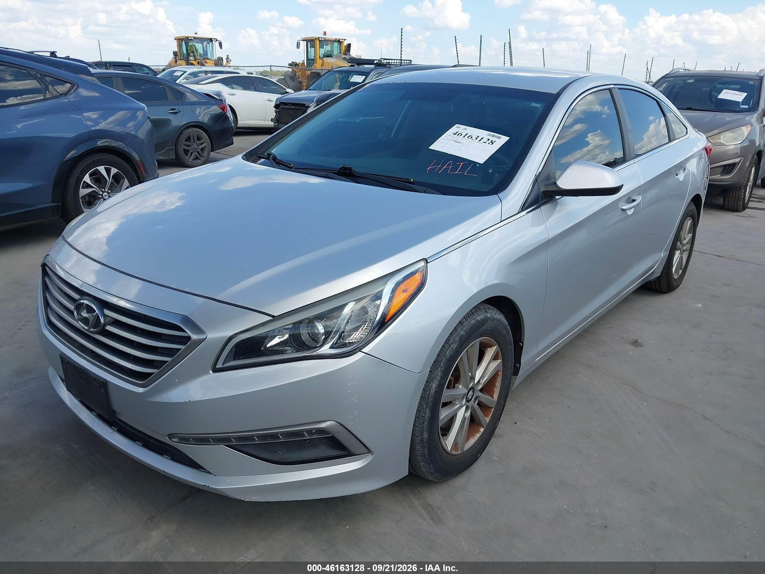 2015 Hyundai Sonata VIN 5NPE24AF0FH224519 IAAI salvage auction — Normal Wear, Original (Texas), sold $1,175 on 2026-10-06 (photo 2)