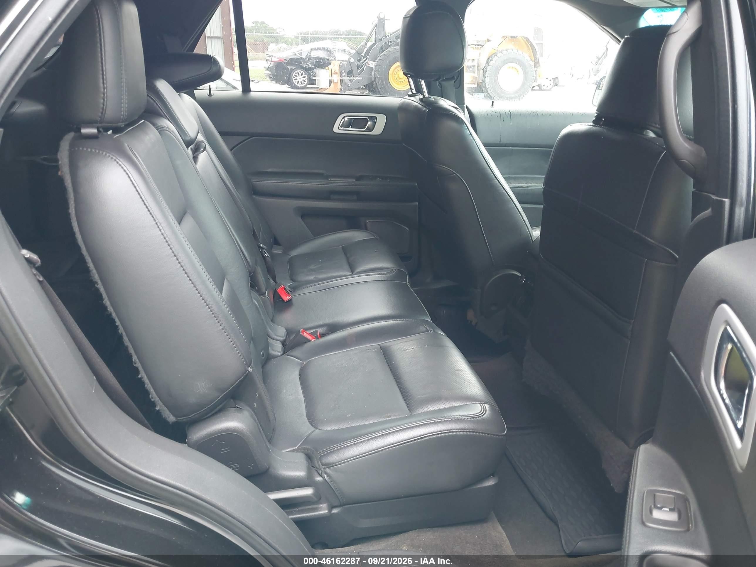 2015 Ford Explorer VIN 1FM5K7F80FGB22438 IAAI salvage auction — Unknown, Clear (Florida), sold $1,100 on 2026-09-24 (photo 8)