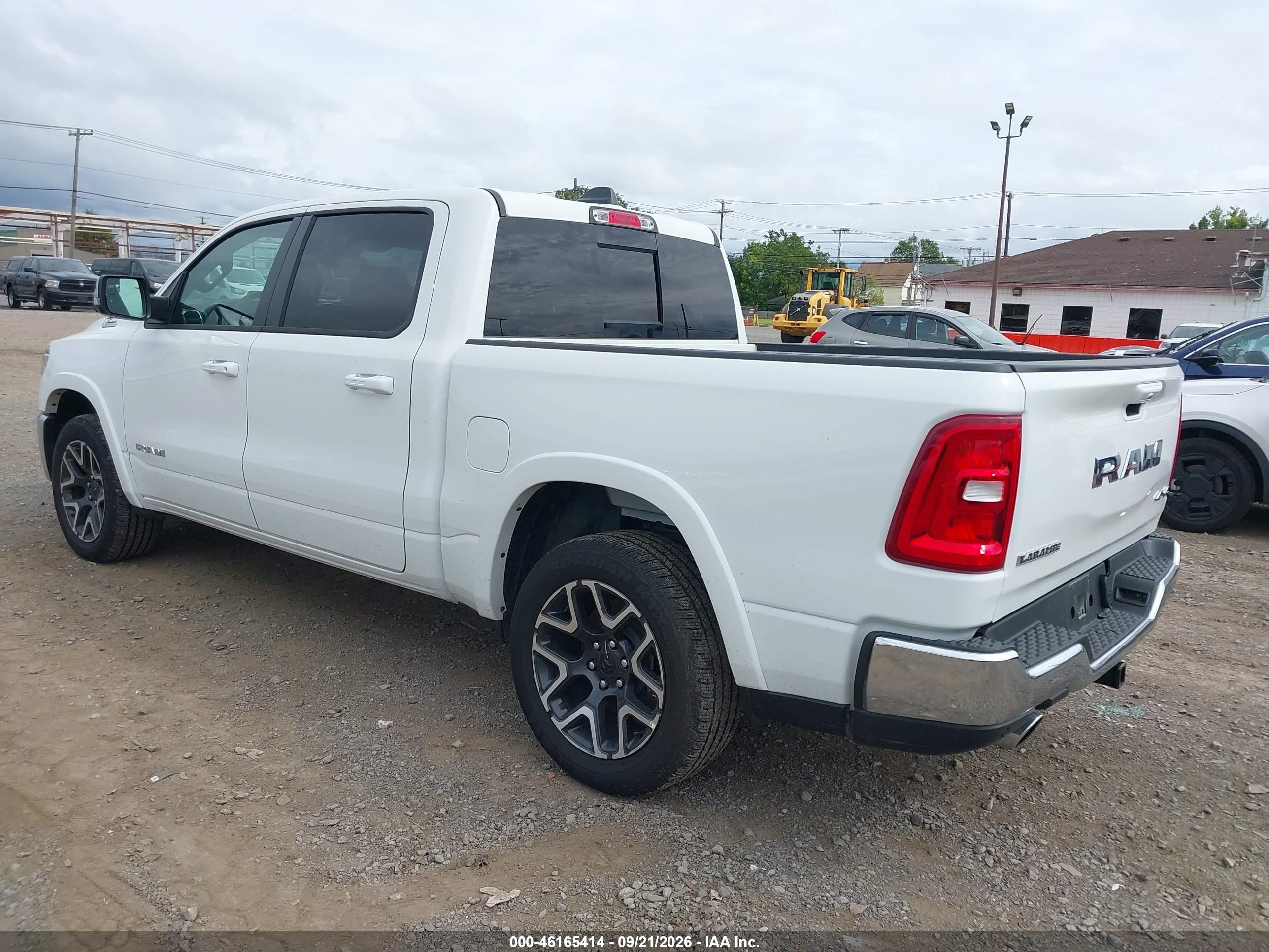 2026 Ram 1500 VIN 3C6SRFJP1T4168087 IAAI salvage auction — Side, Enterprise Vehicles Clear Only (Wisconsin), sold $31,500 on 2026-09-25 (photo 3)