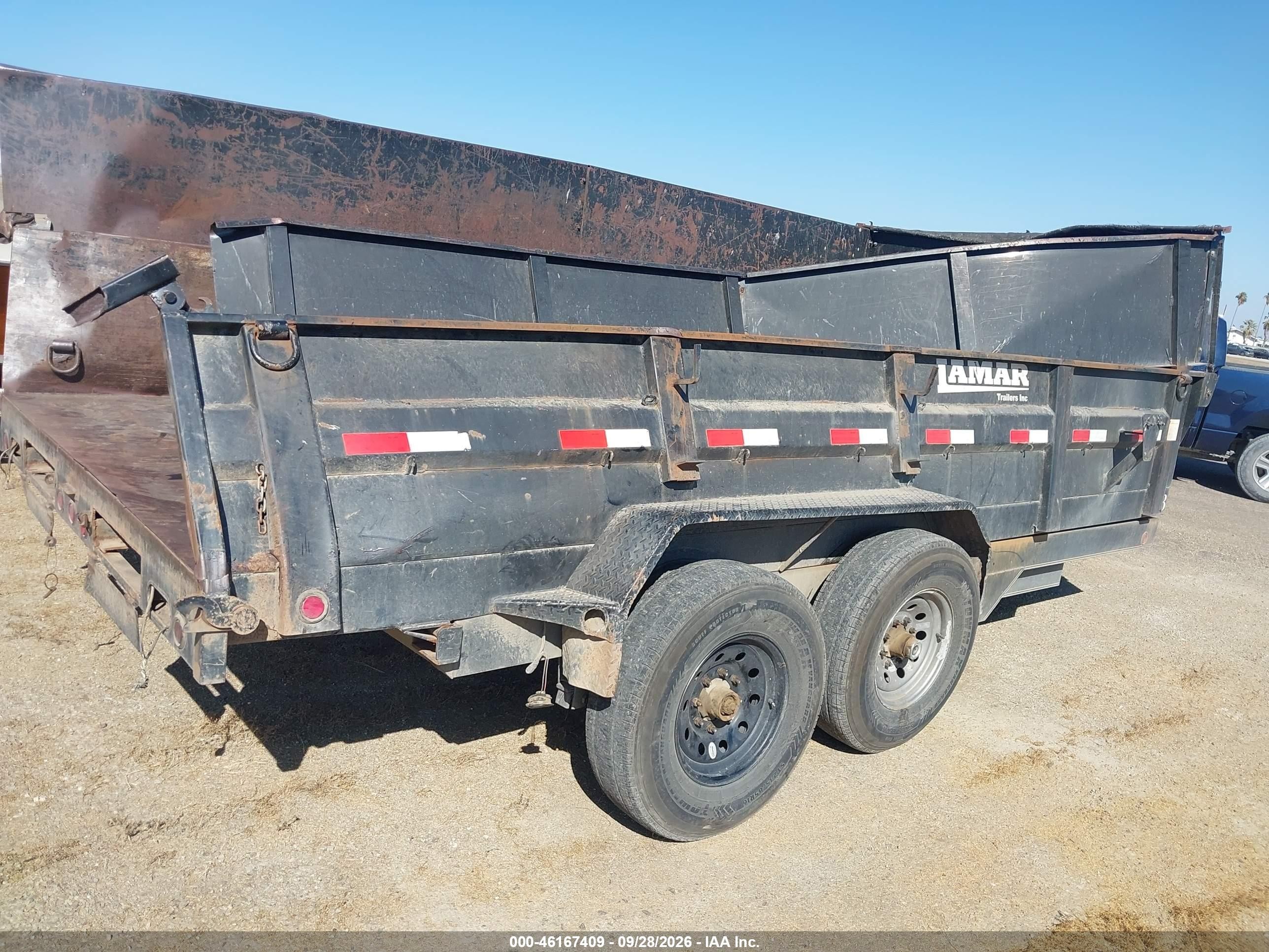 2016 Lamar 16' Trailer VIN 5RVDC1622GP035704 IAAI salvage auction — Rollover, Salvage (California), sold $600 on 2026-10-07 (photo 6)