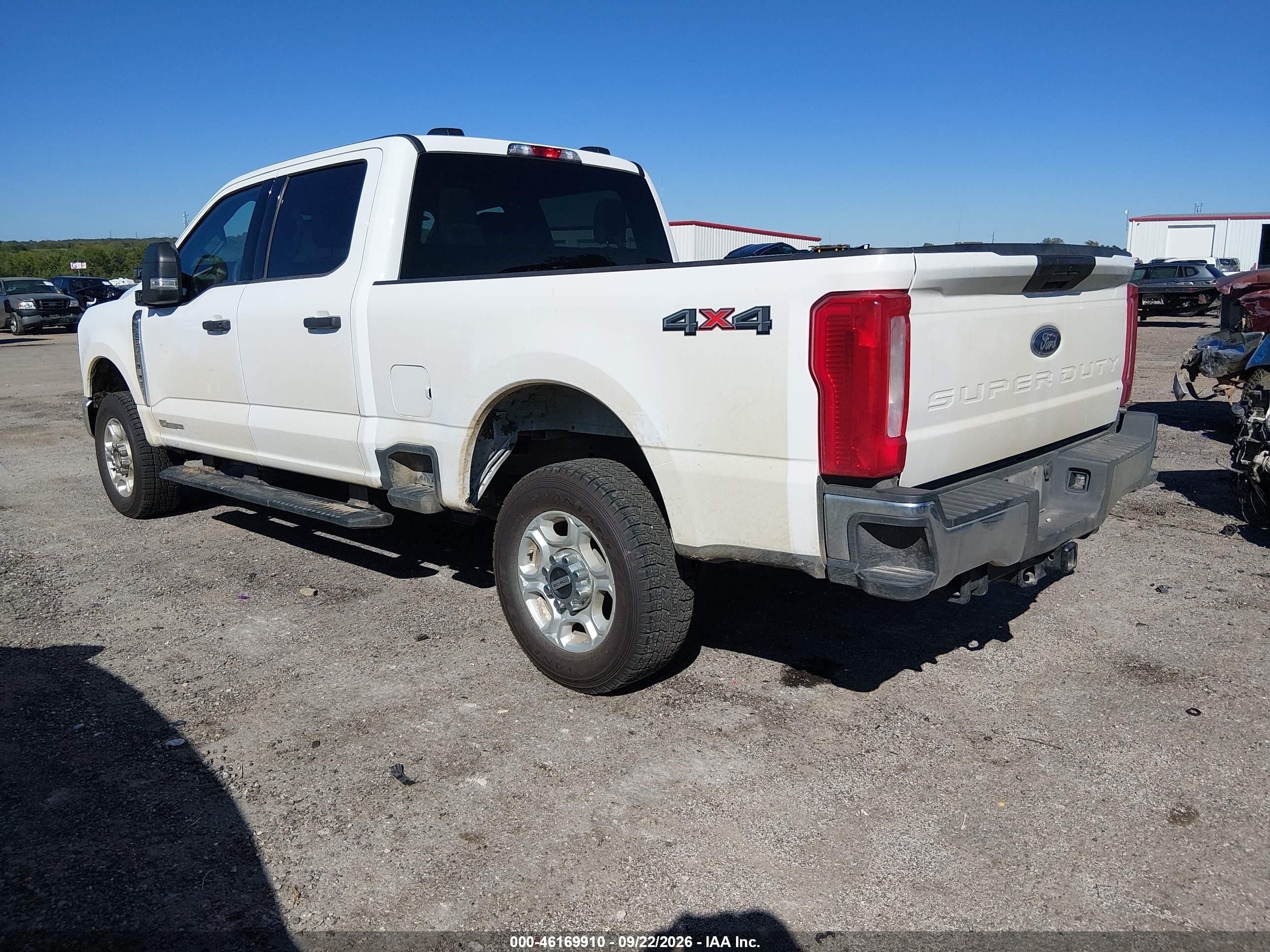 2025 Ford F-250 VIN 1FT7W2BT7SEC99279 IAAI salvage auction — Normal Wear, Enterprise Vehicles Clear Only (Texas), sold $31,250 on 2026-09-25 (photo 3)