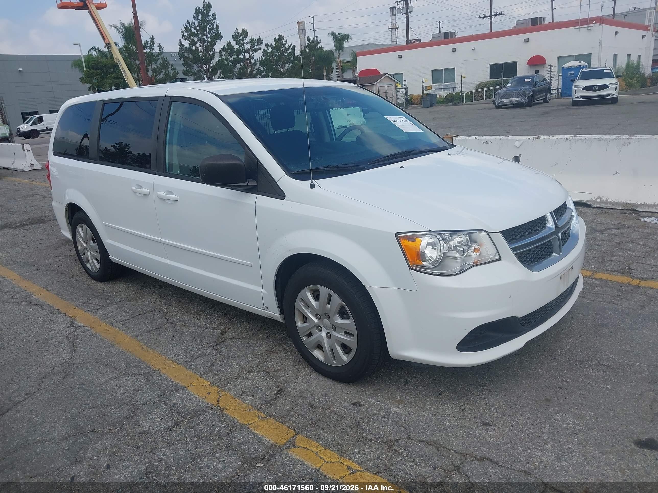 2017 Dodge Grand Caravan VIN 2C4RDGBG0HR783045 — IAAI salvage auction photo