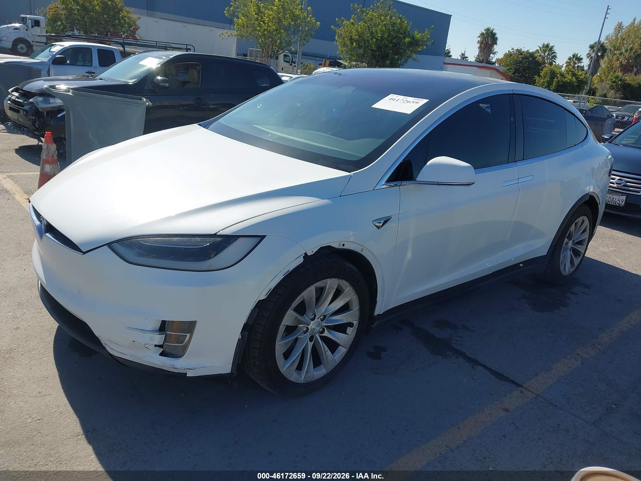 2017 Tesla Model x VIN 5YJXCBE20HF046095 IAAI salvage auction — Rear End, Salvage (California), sold $9,500 on 2026-10-11 (photo 2)