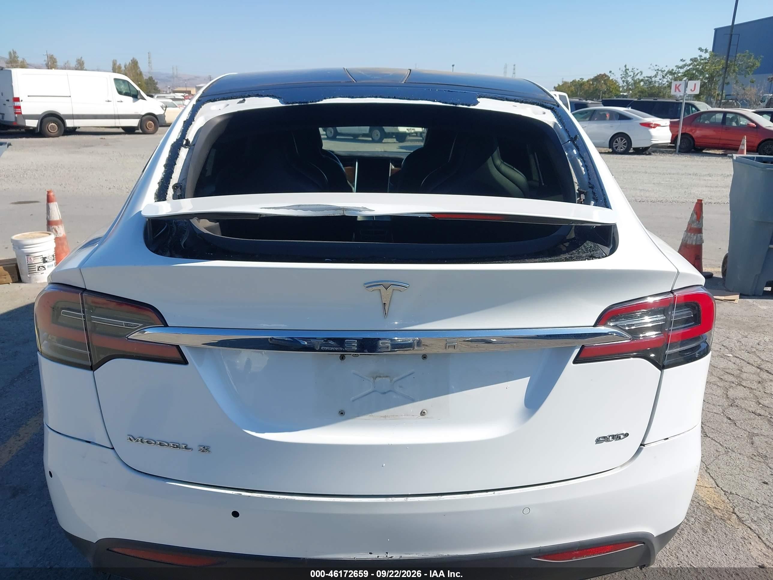 2017 Tesla Model x VIN 5YJXCBE20HF046095 IAAI salvage auction — Rear End, Salvage (California), sold $9,500 on 2026-10-11 (photo 6)