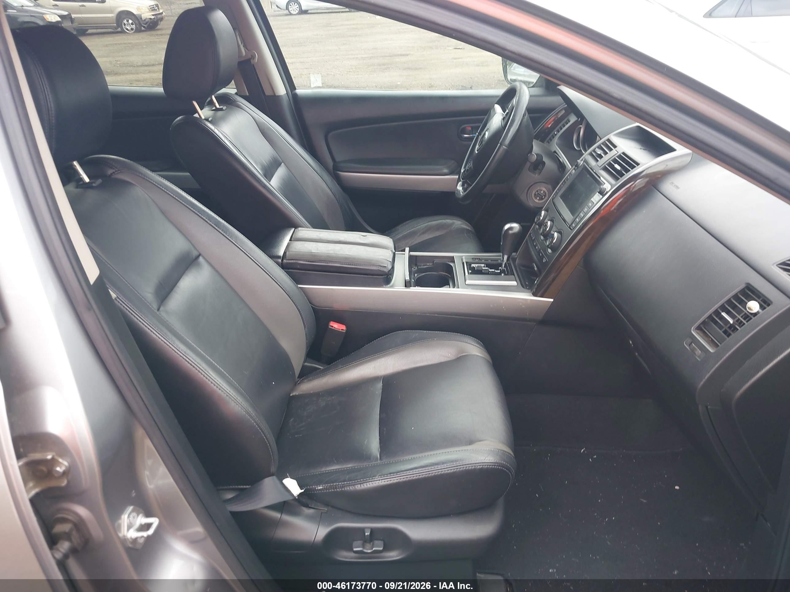 2012 Mazda Cx-9 VIN JM3TB3DV6C0341574 IAAI salvage auction — Normal Wear, Clear (Maryland), sold $900 on 2026-10-02 (photo 5)