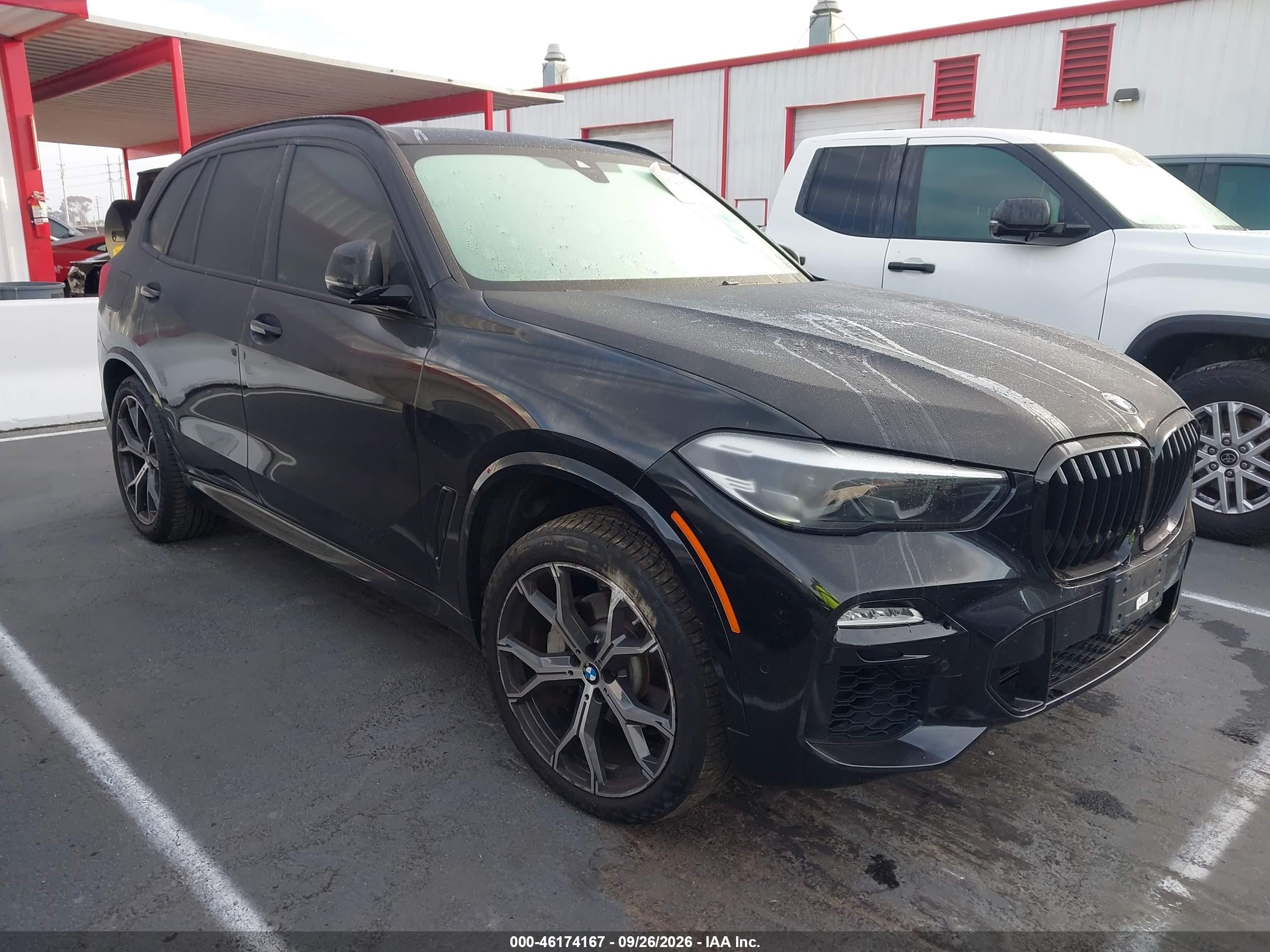 2020 BMW X5 VIN 5UXCR6C00L9B30377 — IAAI salvage auction photo