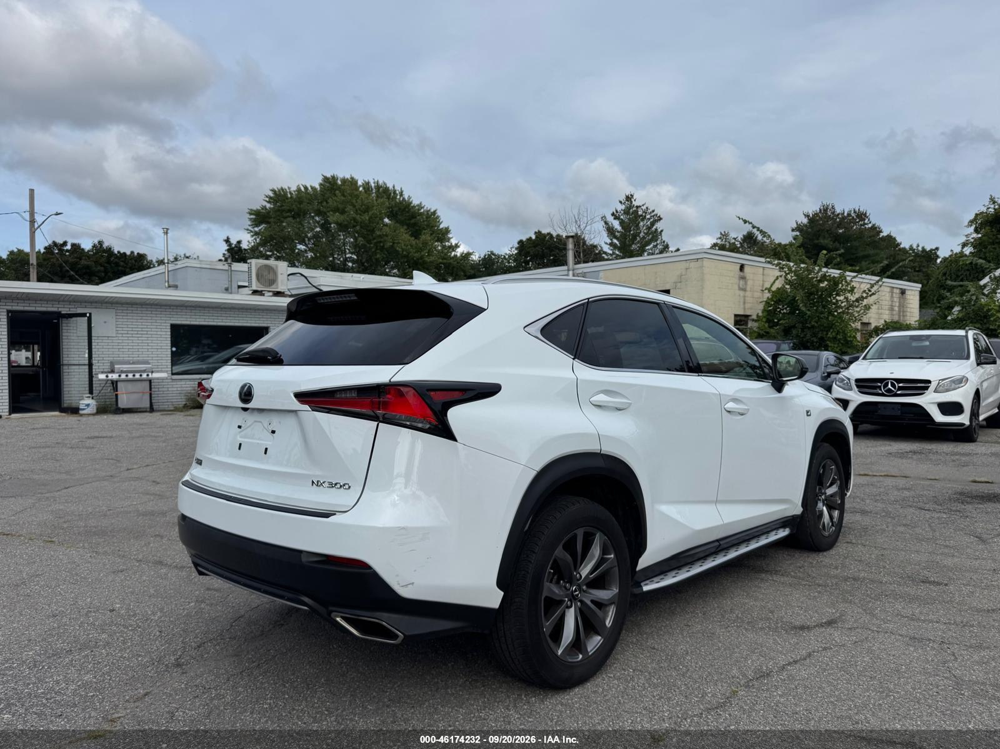 2020 Lexus Nx 300 VIN JTJJARBZ1L5009439 IAAI salvage auction — Unknown, Clear (Virginia), sold $13,600 on 2026-10-07 (photo 4)