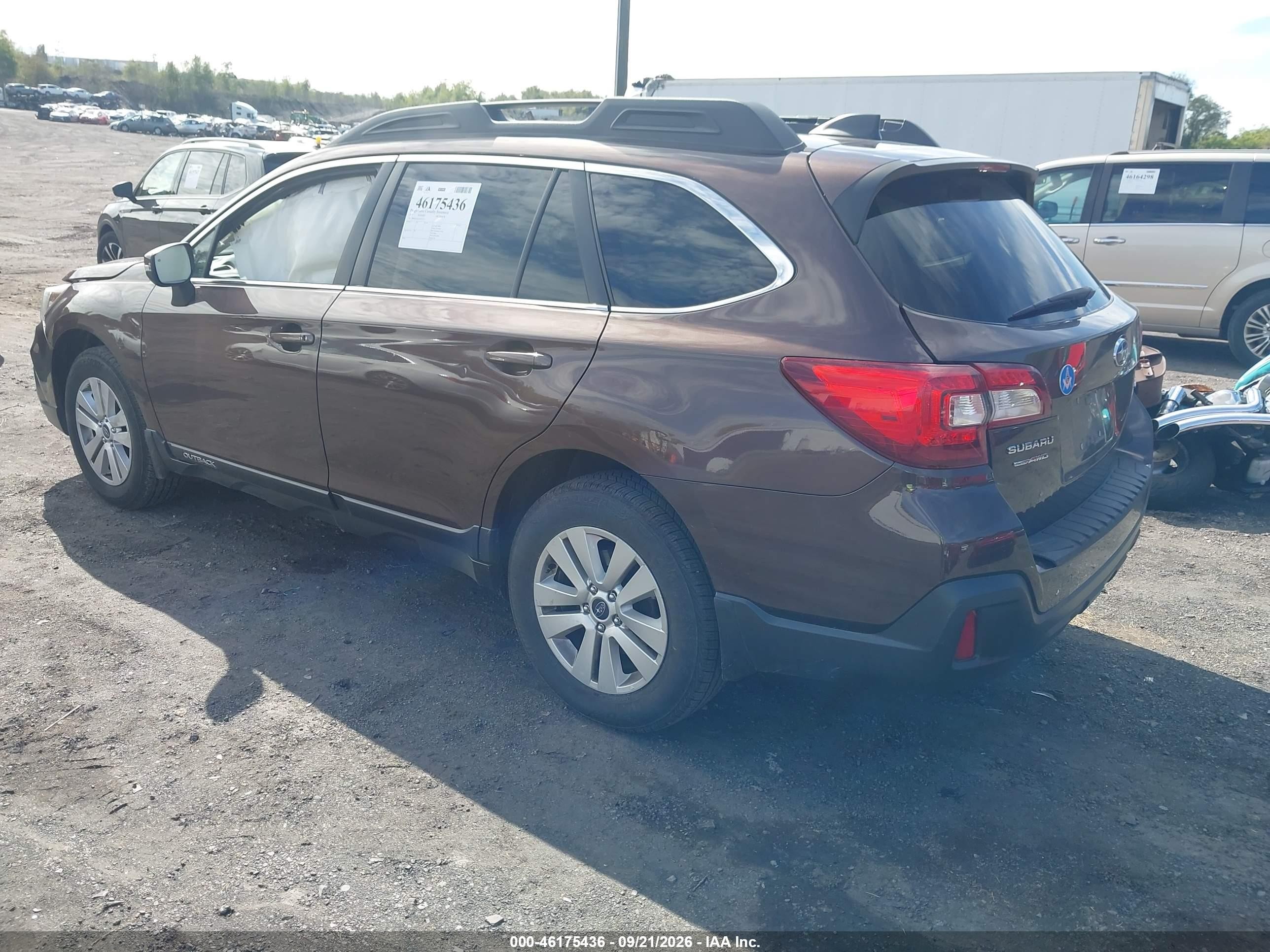 2019 Subaru Outback VIN 4S4BSAHC1K3275333 IAAI salvage auction — Front End, Salvage (Pennsylvania), sold $3,050 on 2026-10-01 (photo 3)