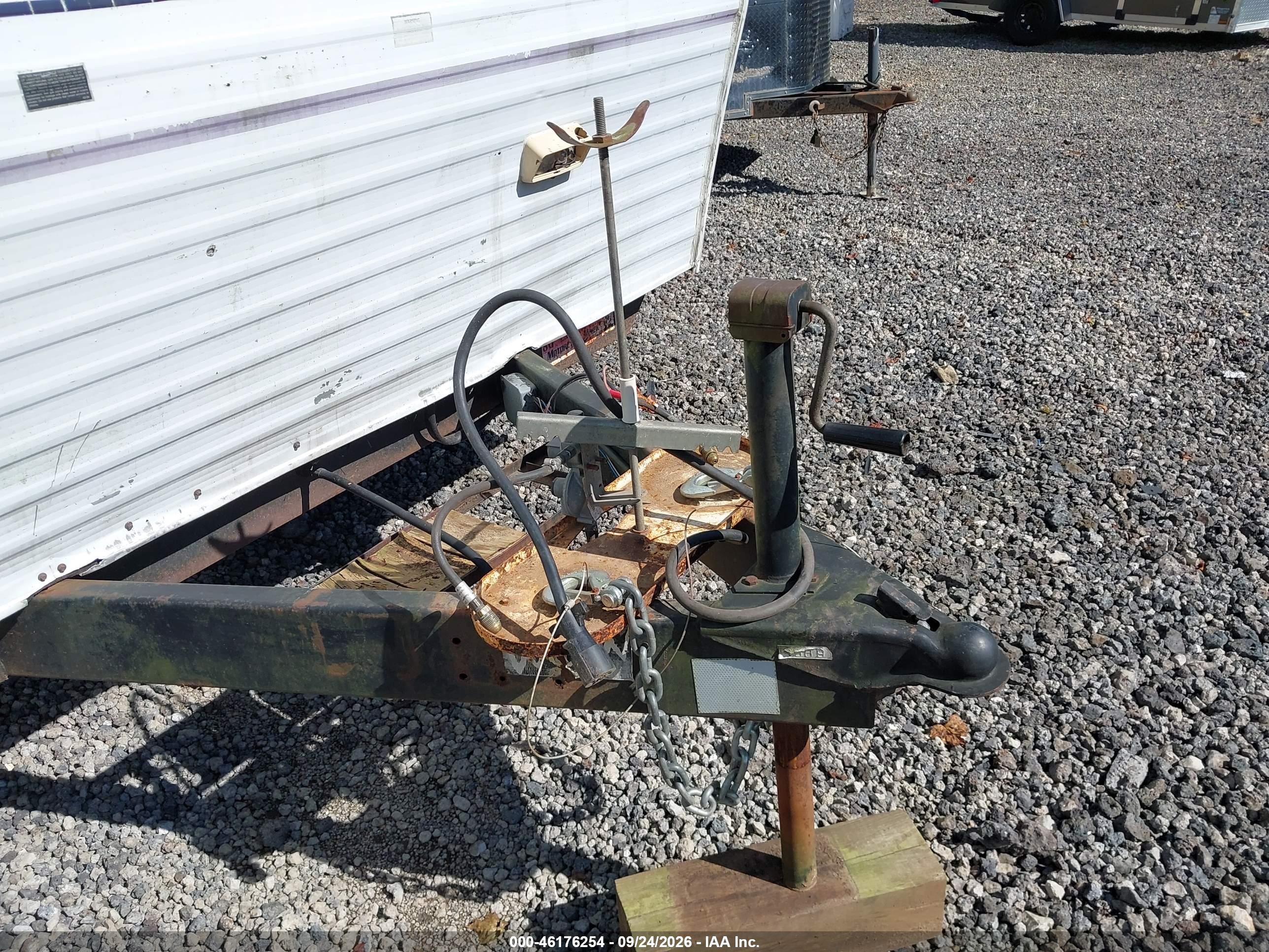 1996 Thor T315 VIN 1SK22P314T3158270 IAAI salvage auction — Top/Roof, Salvage (Ohio), sold $100 on 2026-10-12 (photo 7)