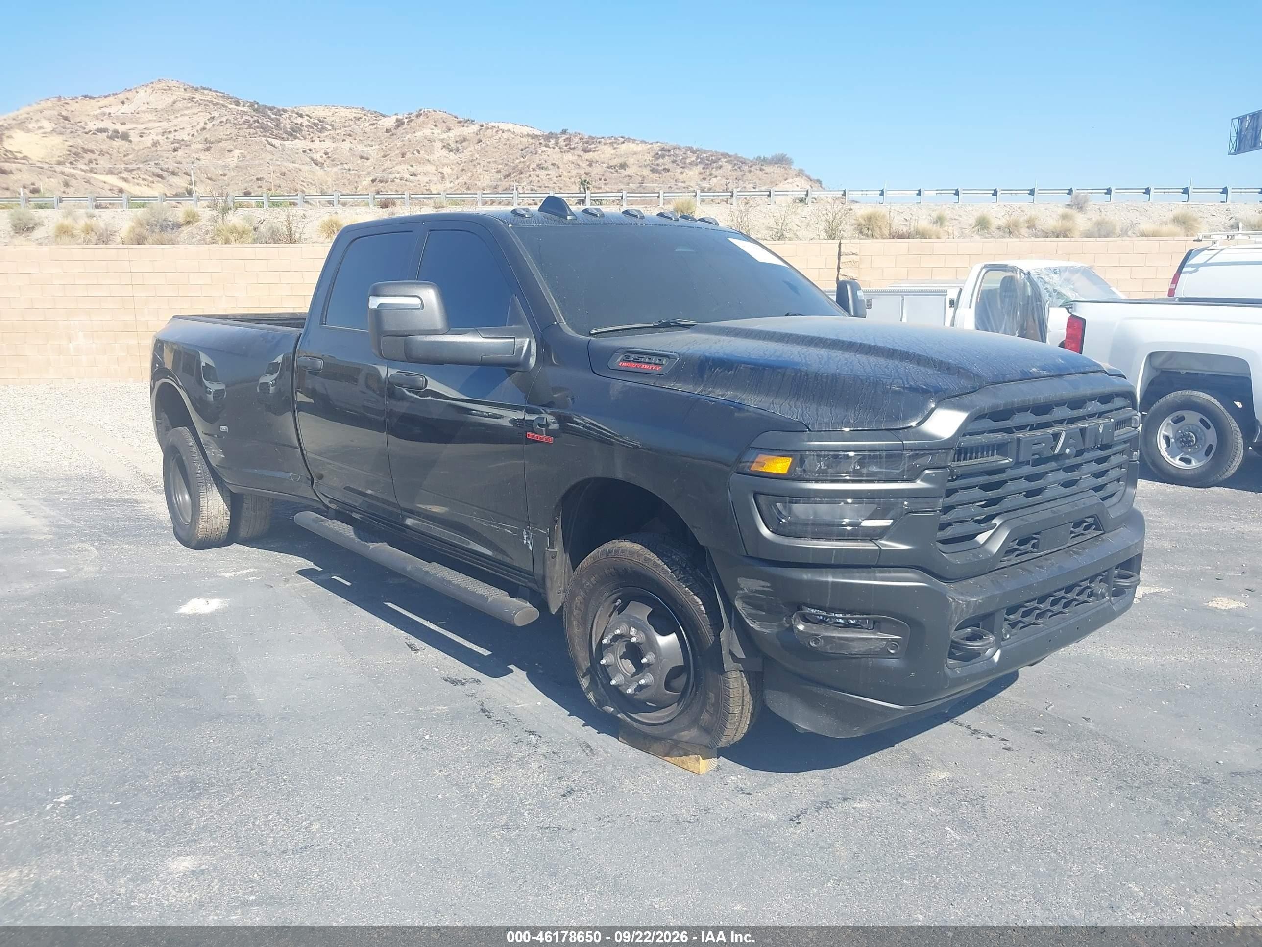 2026 Ram 3500 VIN 3C63RRGL5TG275460 — IAAI salvage auction photo