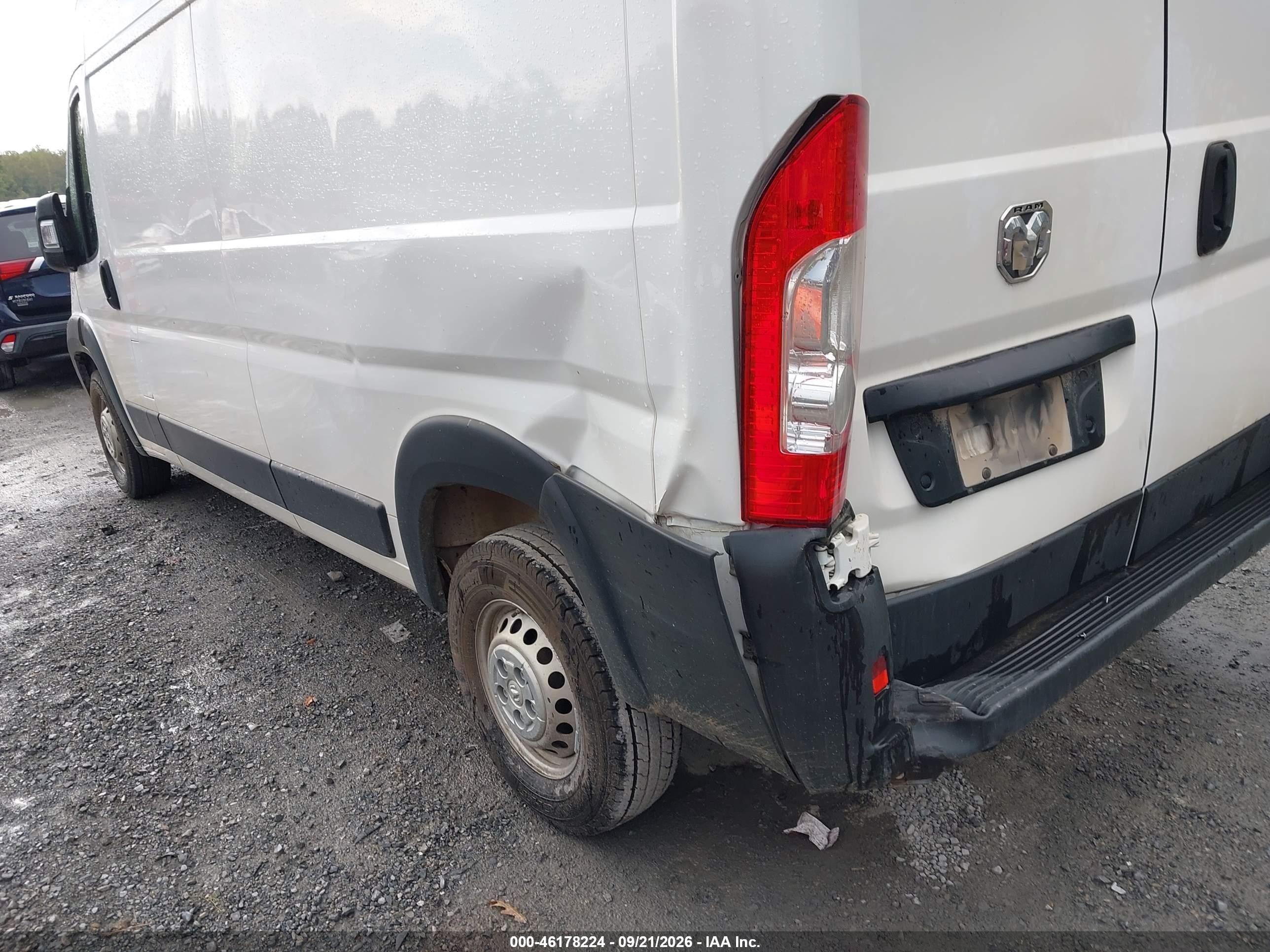 2025 Ram ProMaster 3500 VIN 3C6MRVHG0SE550225 IAAI salvage auction — Side, Enterprise Vehicles Clear Only (Virginia), sold $20,000 on 2026-09-24 (photo 6)
