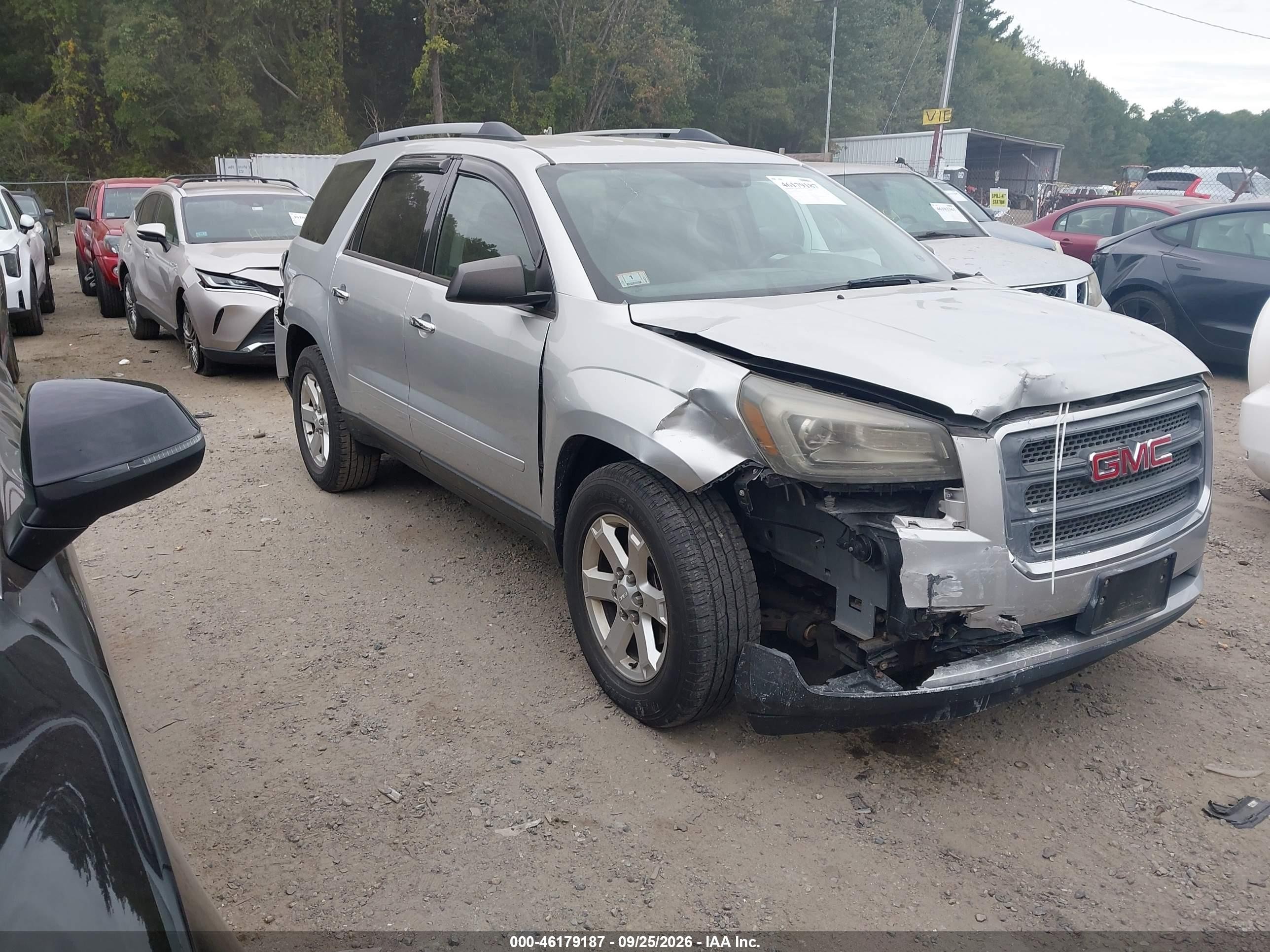 2015 Gmc Acadia VIN 1GKKRNED8FJ139145 IAAI salvage auction — Front & Rear, Clear (Massachusetts), sold $575 on 2026-10-07 (photo 1)