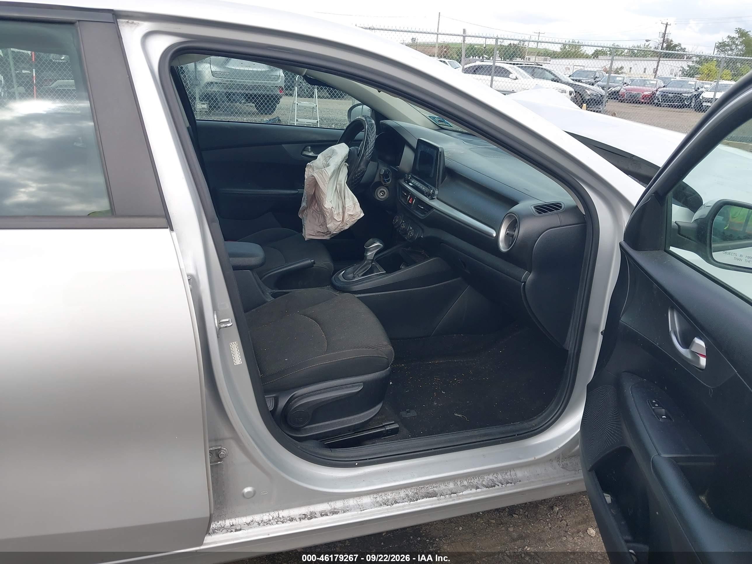 2020 Kia Forte VIN 3KPF24AD8LE144825 IAAI salvage auction — Normal Wear, Clear (New Jersey), sold $1,550 on 2026-10-22 (photo 5)
