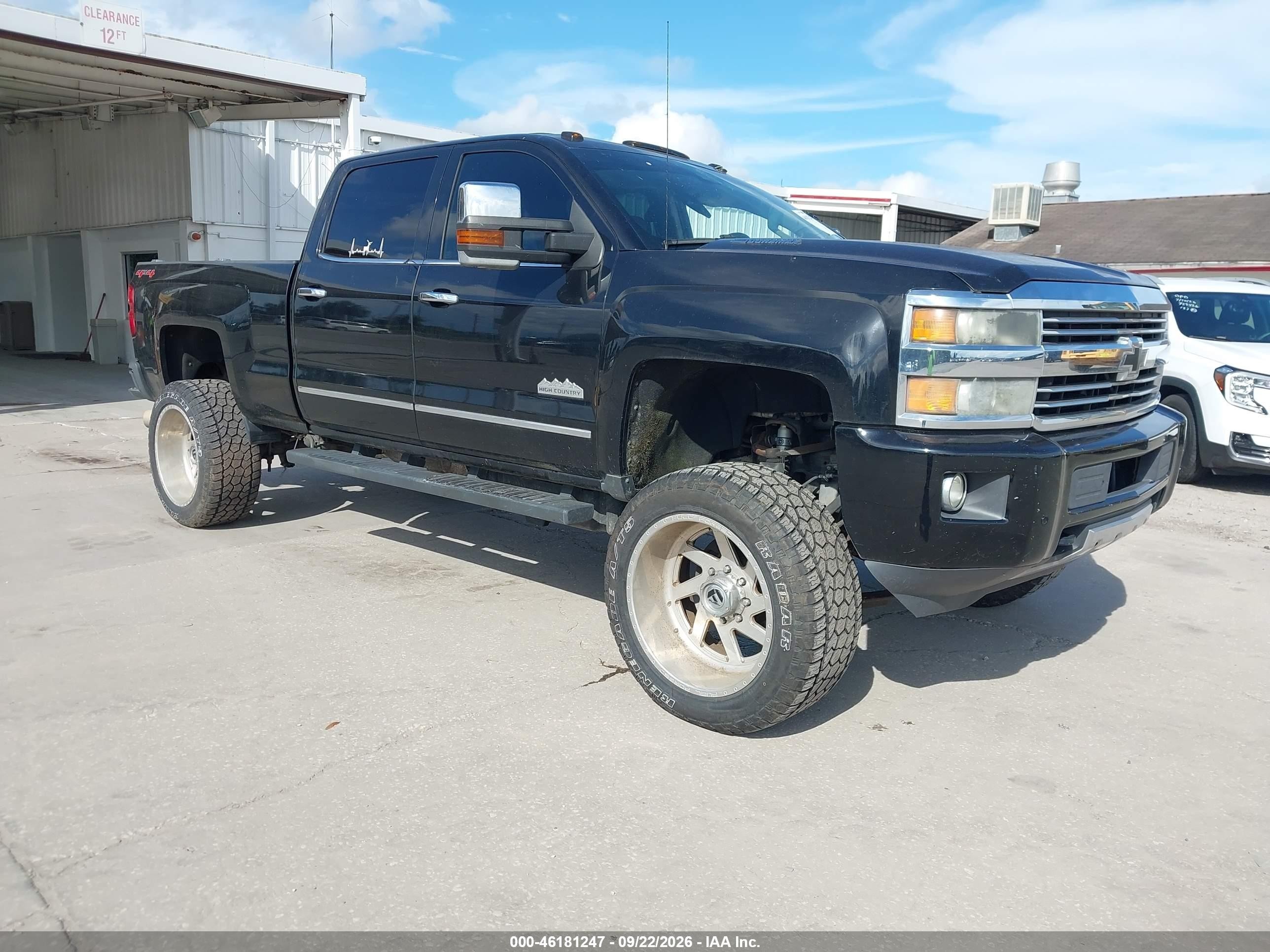2015 Chevrolet Silverado 2500 VIN 1GC1KXE8XFF587920 — IAAI salvage auction photo
