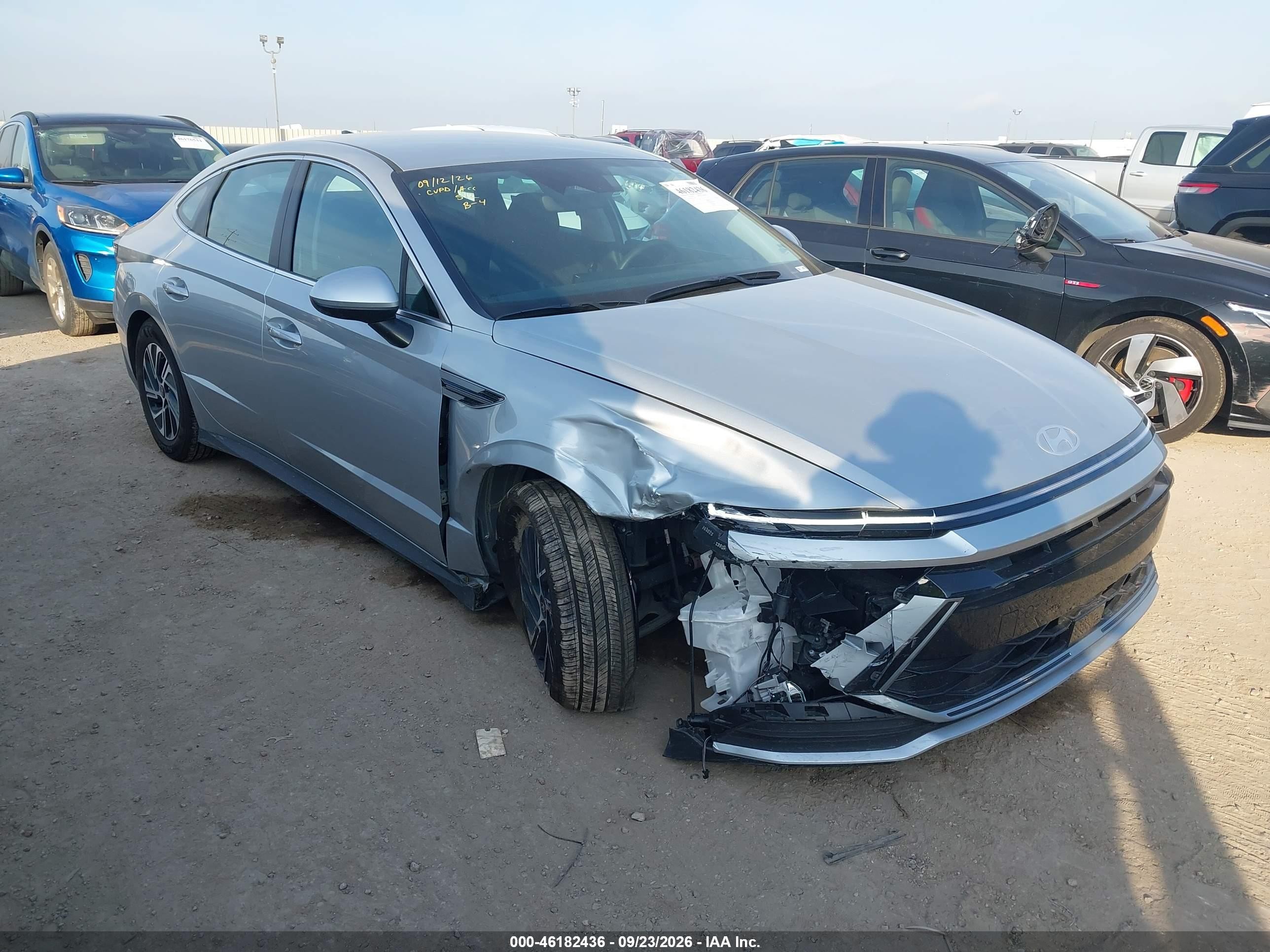 2026 Hyundai Sonata Hybrid VIN KMHL24JJ3TA174581 — IAAI salvage auction photo