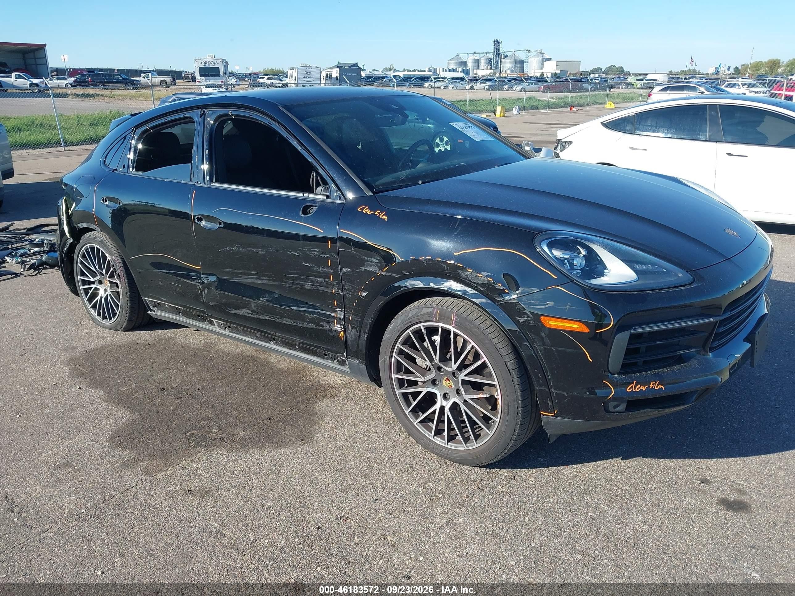 2020 Porsche Cayenne VIN WP1BB2AYXLDA57269 — IAAI salvage auction photo