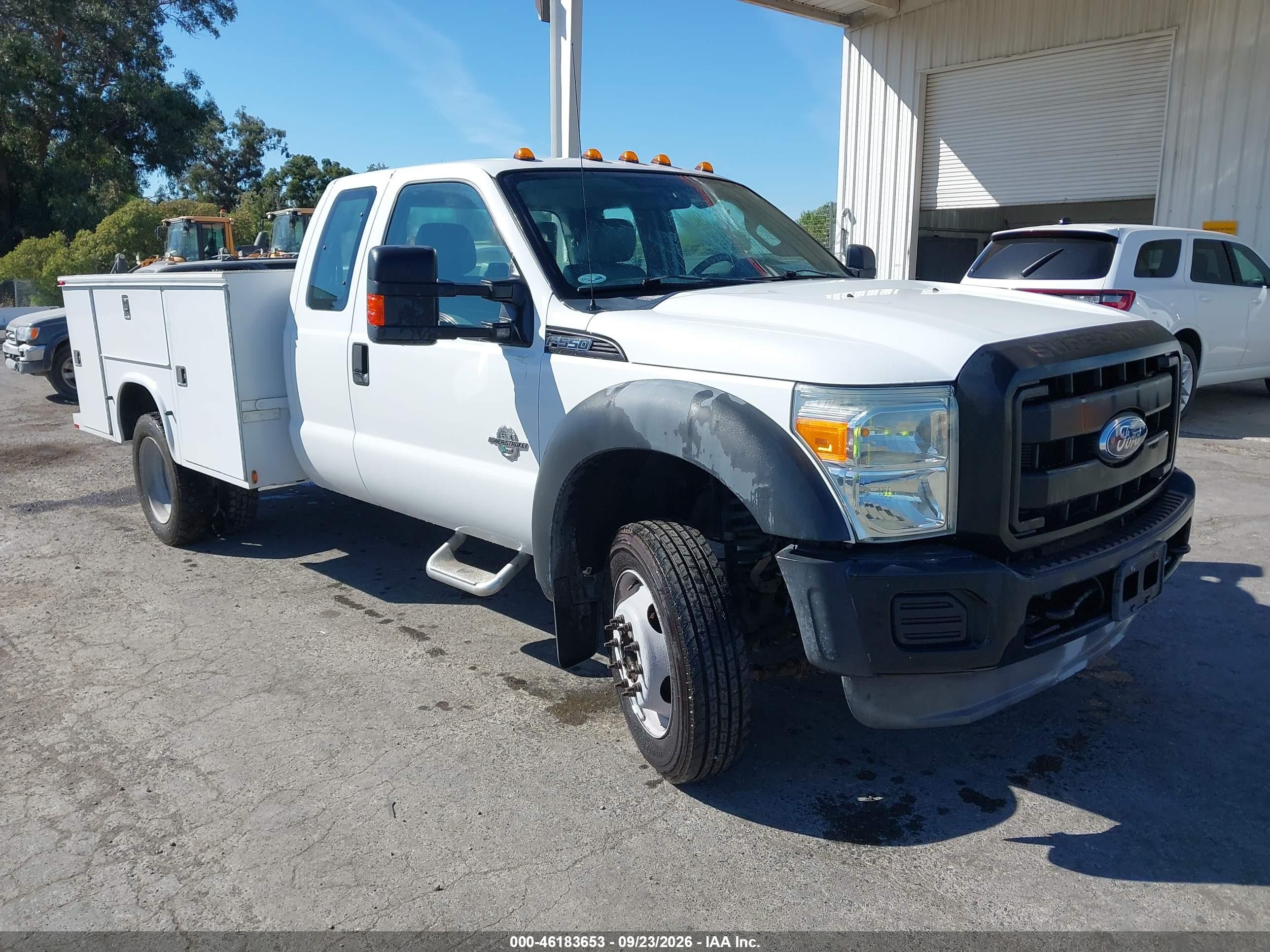 2011 Ford F-550 Chassis VIN 1FD0X5HT7BEC97888 — IAAI salvage auction photo