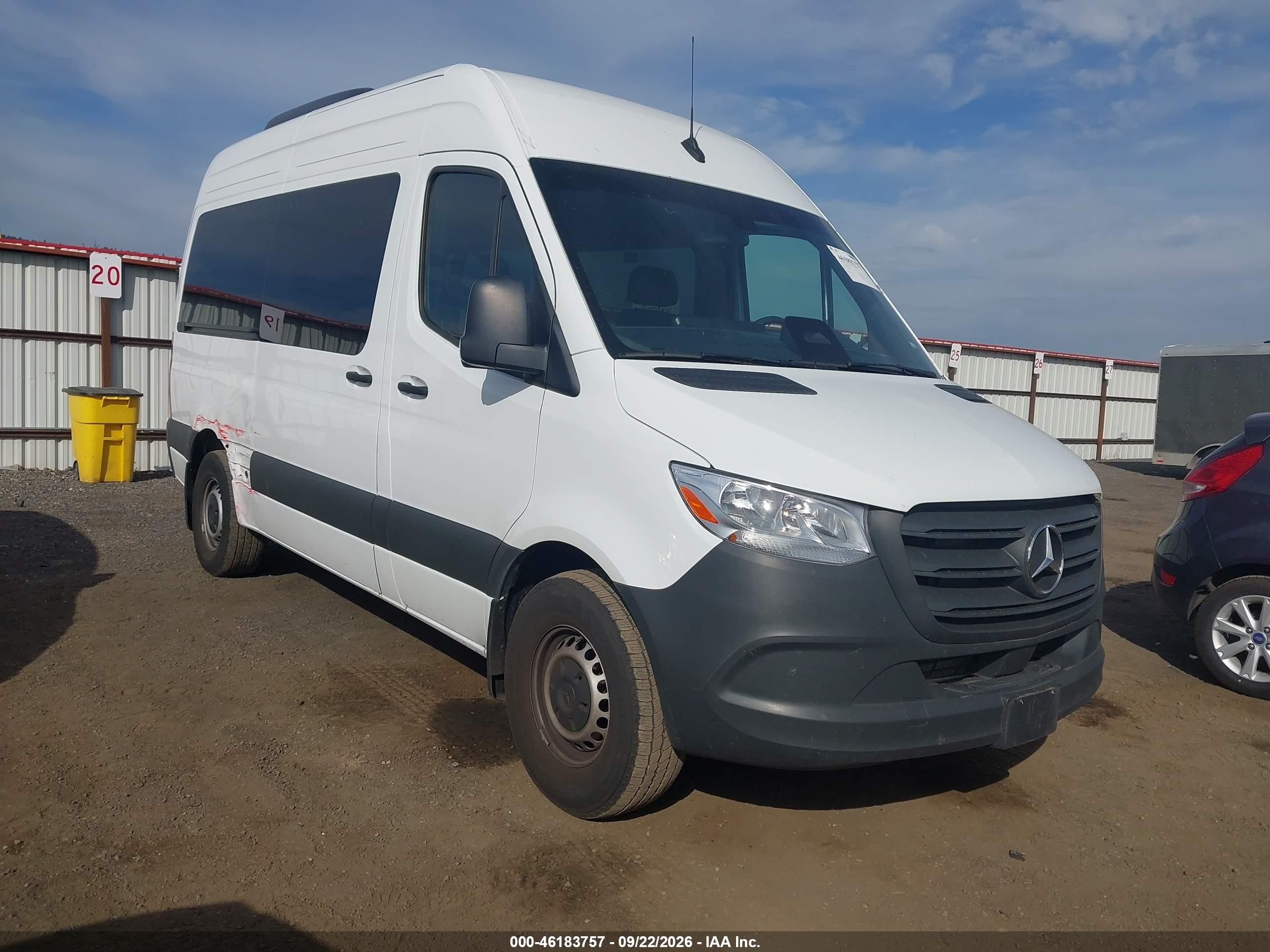 2026 Mercedes-Benz Sprinter VIN W1Z4KFHY6TT612058 — IAAI salvage auction photo