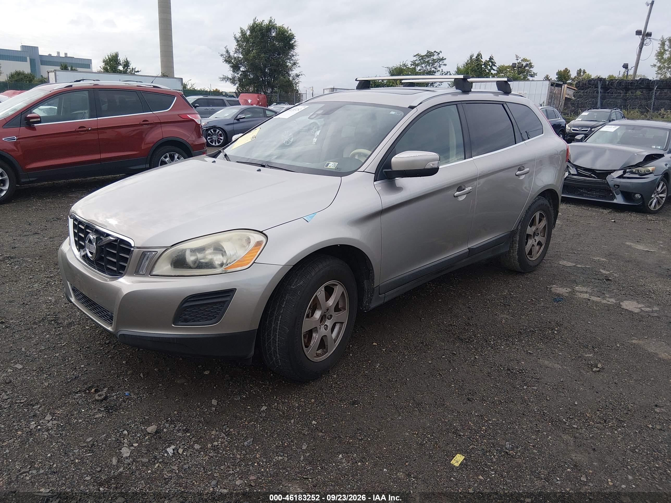2011 Volvo Xc60 VIN YV4952DL4B2197896 IAAI salvage auction — Unknown, Salvage (Pennsylvania), sold $375 on 2026-10-03 (photo 2)