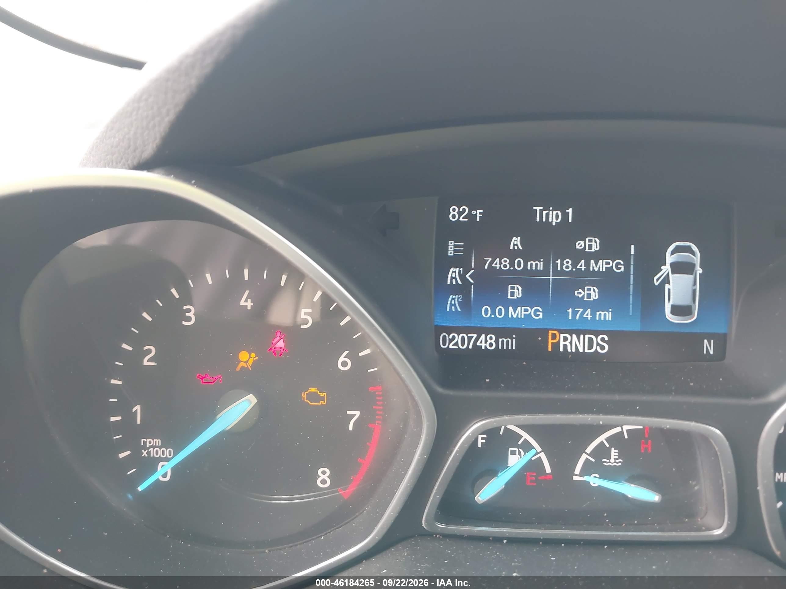 2017 Ford Escape VIN 1FMCU0G9XHUE96768 IAAI salvage auction — Unknown, Salvage (California), sold $2,475 on 2026-10-01 (photo 7)