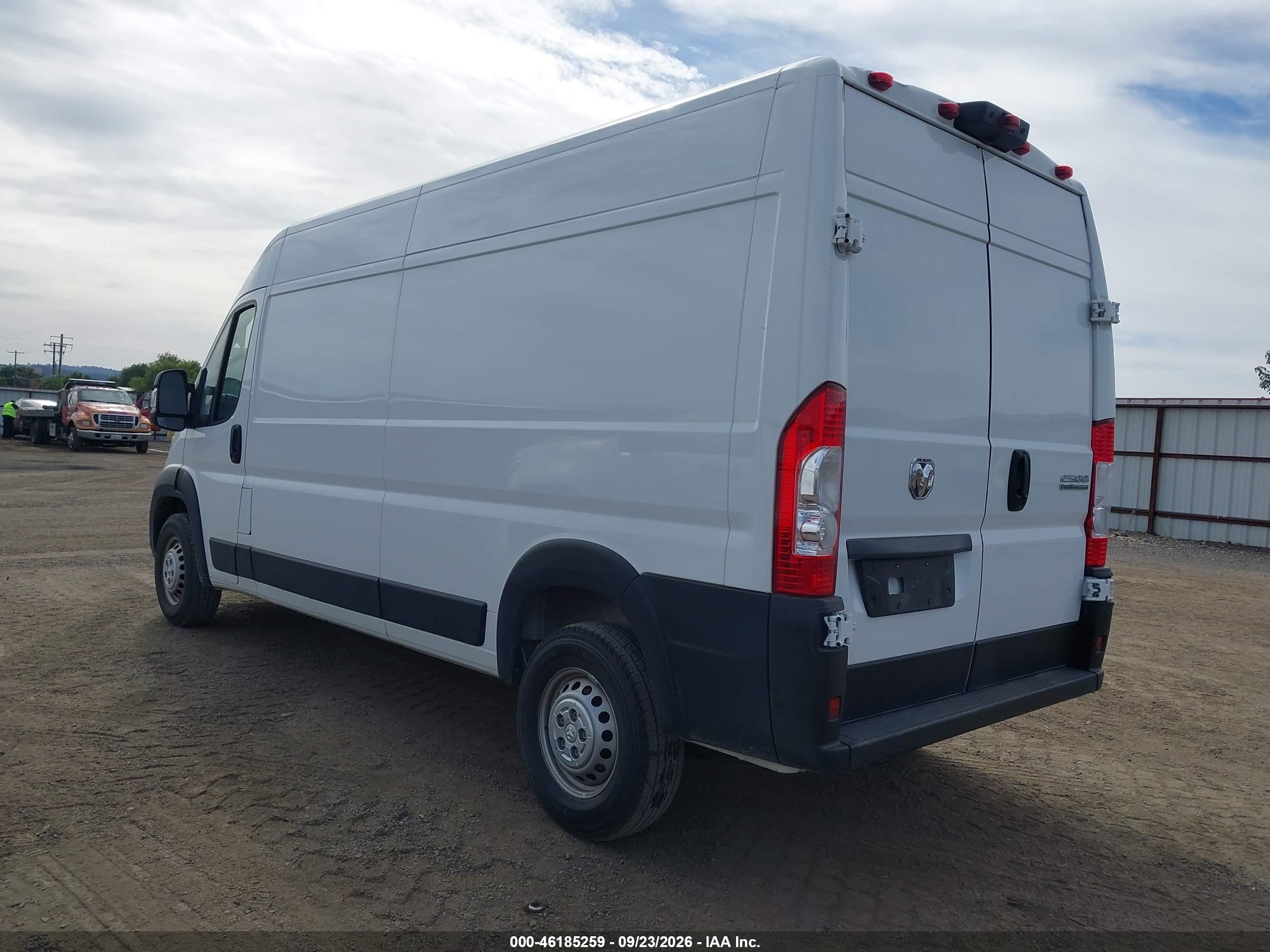 2025 Ram Promaster city VIN 3C6LRVDG5SE519389 IAAI salvage auction — Normal Wear, Enterprise Vehicles Clear Only (Washington), sold $21,100 on 2026-09-26 (photo 3)