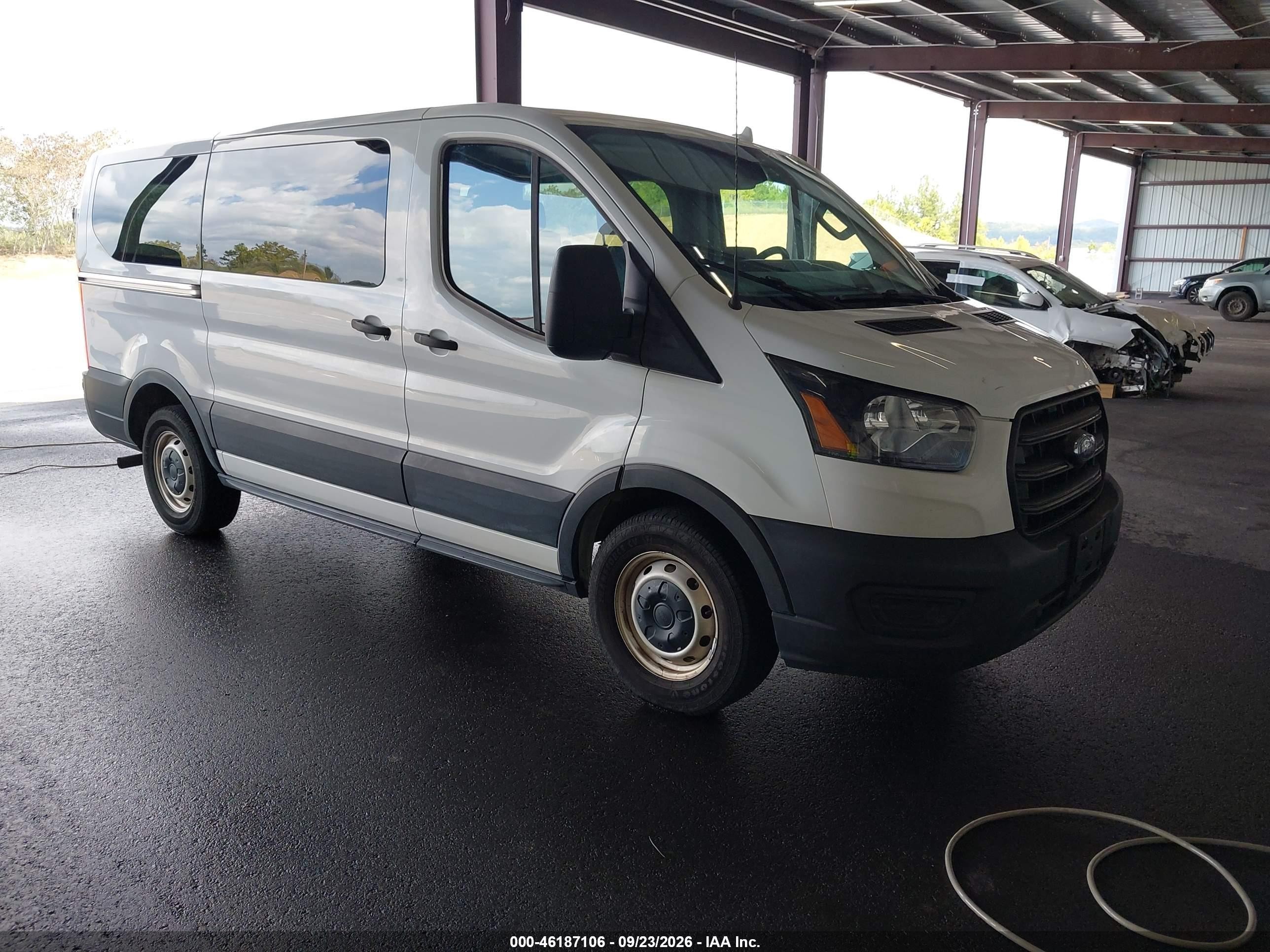 2020 Ford Transit-150 VIN 1FMZK1Y89LKA96992 — IAAI salvage auction photo