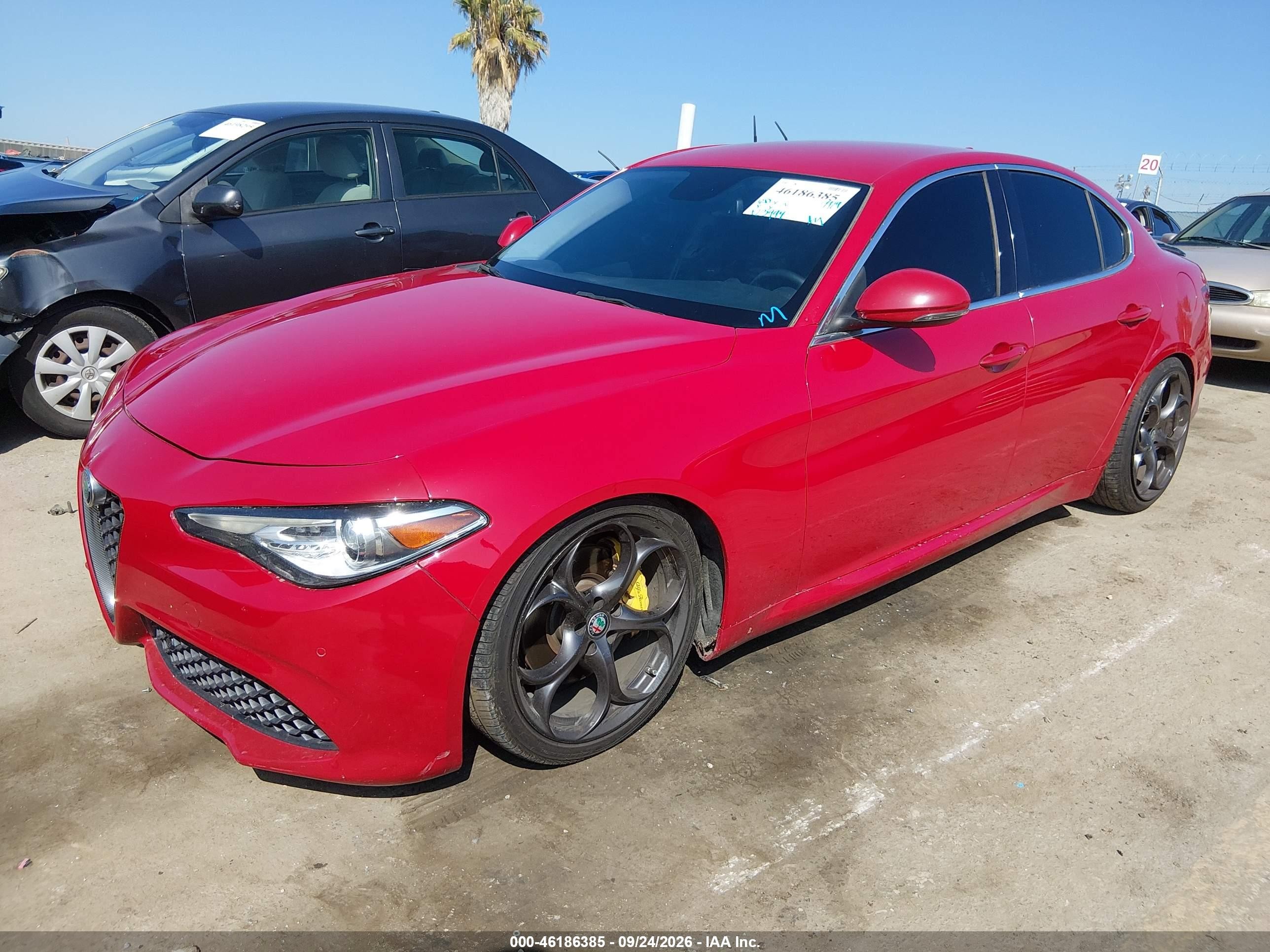 2018 Alfa romeo Giulia VIN ZARFAECN3J7576675 IAAI salvage auction — Normal Wear, Clear - Dealer Only (California), sold $5,200 on 2026-10-13 (photo 2)