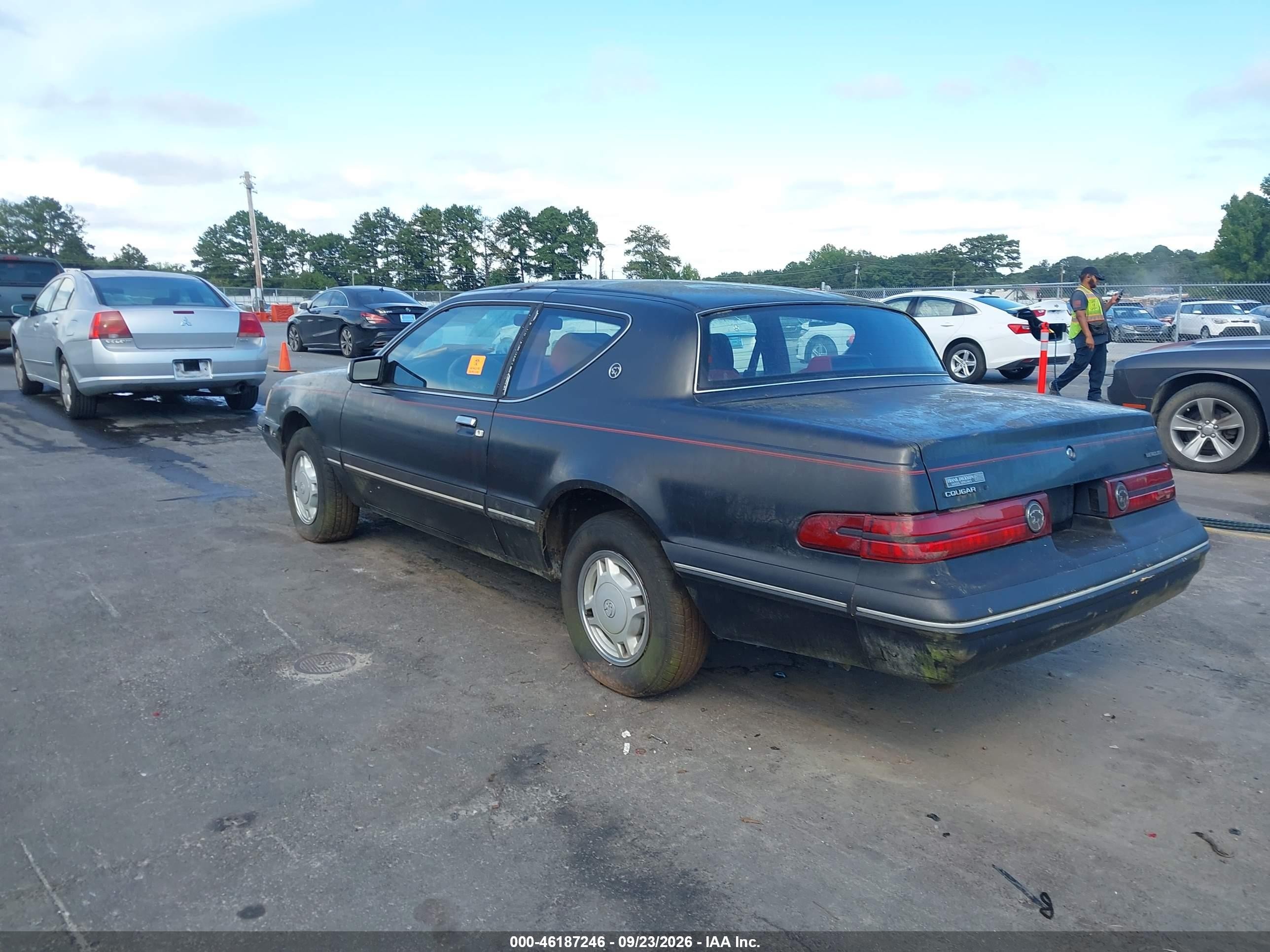 1988 Mercury Cougar VIN 1MEBM60F6JH660677 IAAI salvage auction — Biohazard/Chemical, Clear (Georgia), sold $450 on 2026-10-09 (photo 3)