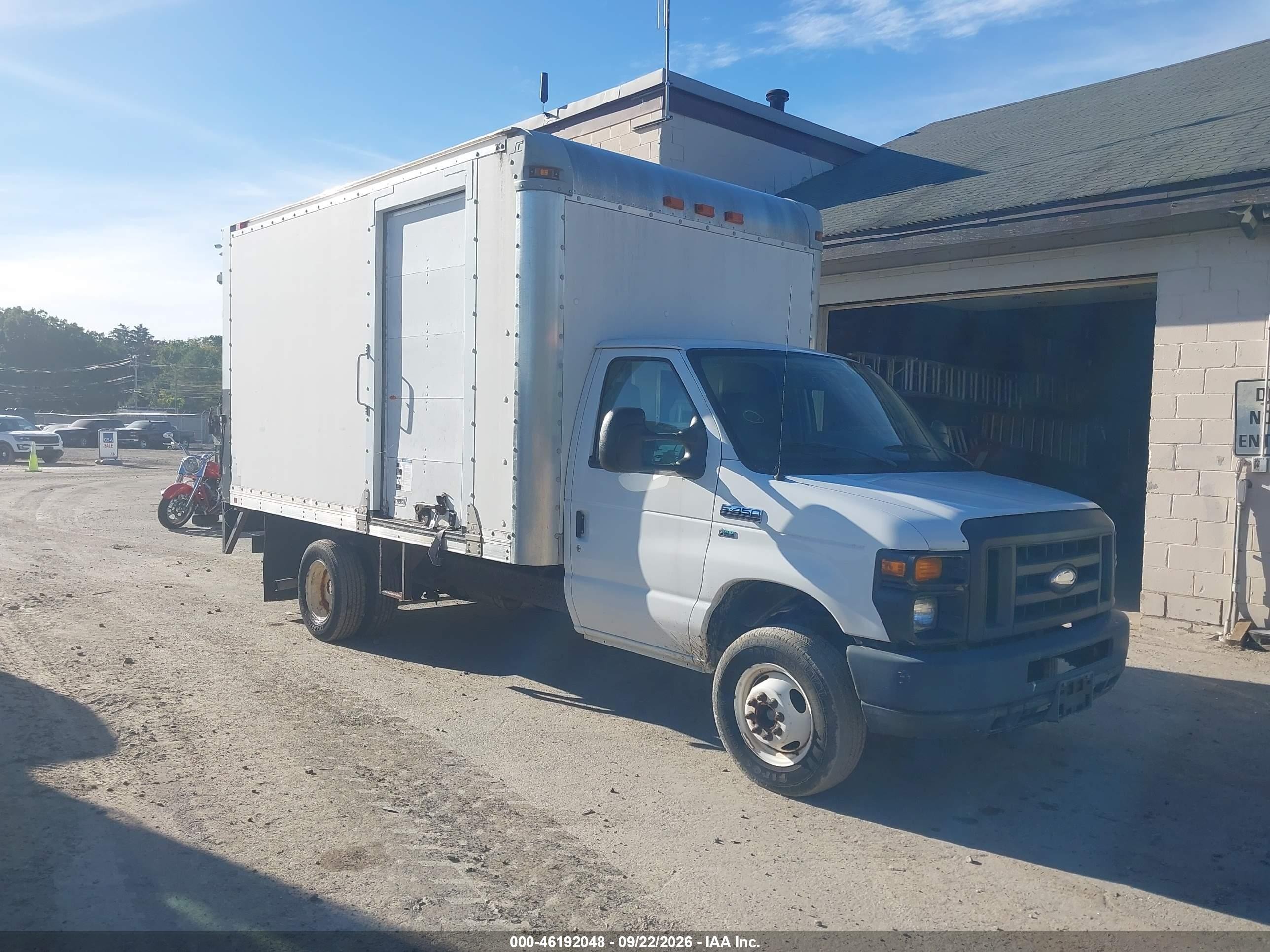 2014 Ford Econoline VIN 1FDWE4FL6EDA77925 — IAAI salvage auction photo