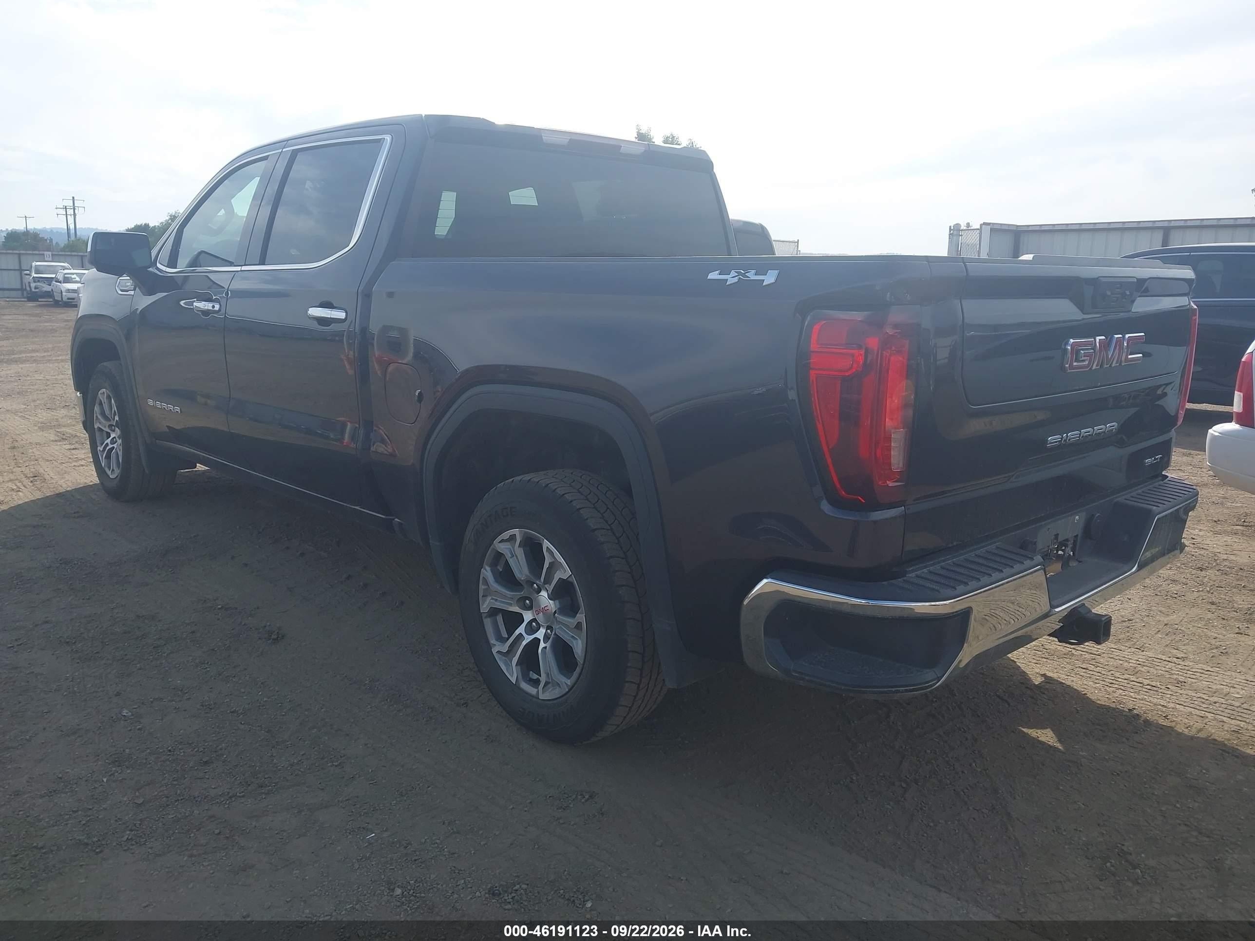 2025 GMC Sierra 1500 VIN 3GTUUDED5SG302701 IAAI salvage auction — Rear End, Enterprise Vehicles Clear Only (Washington), sold $28,250 on 2026-09-25 (photo 3)