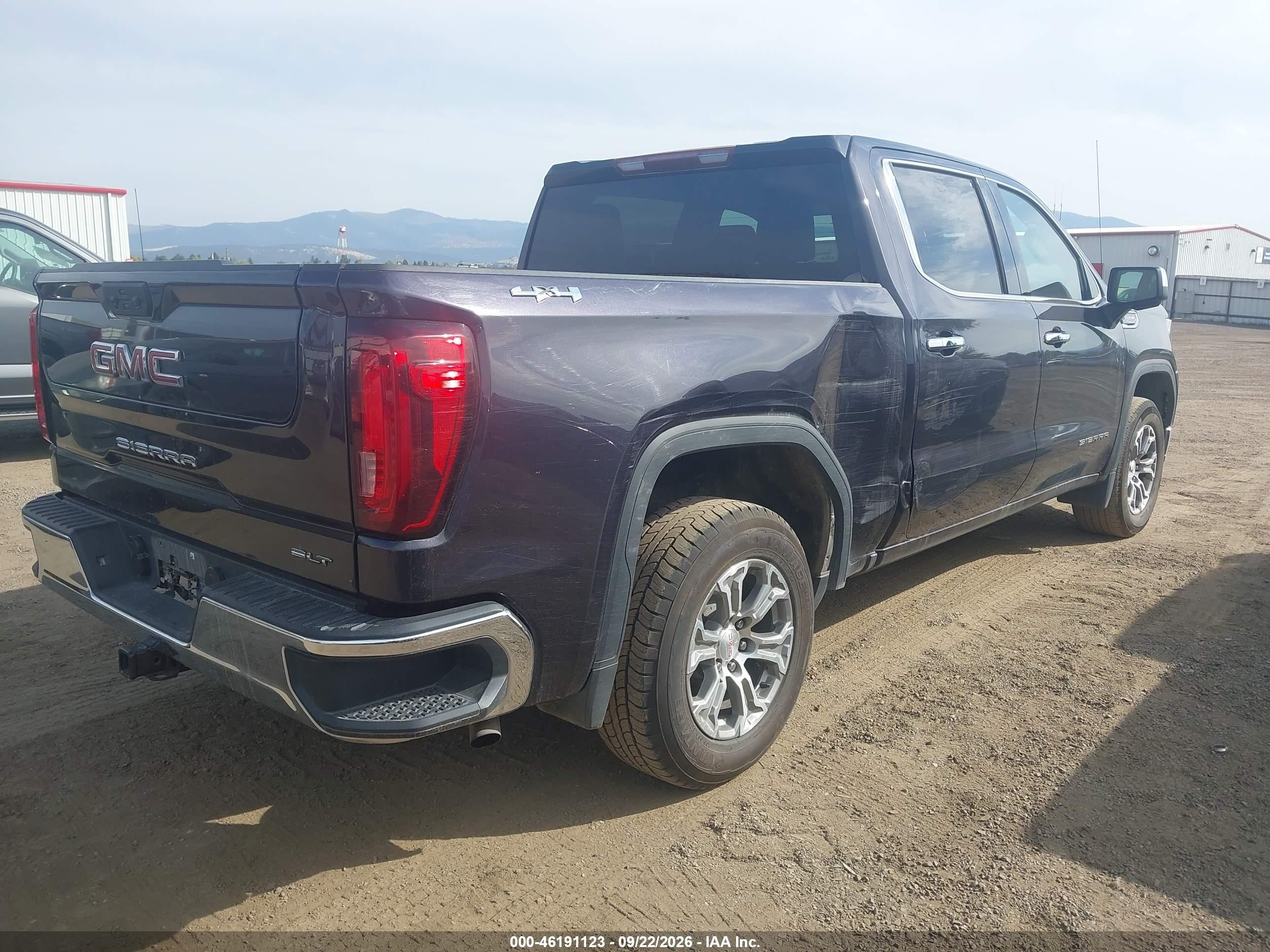 2025 GMC Sierra 1500 VIN 3GTUUDED5SG302701 IAAI salvage auction — Rear End, Enterprise Vehicles Clear Only (Washington), sold $28,250 on 2026-09-25 (photo 4)